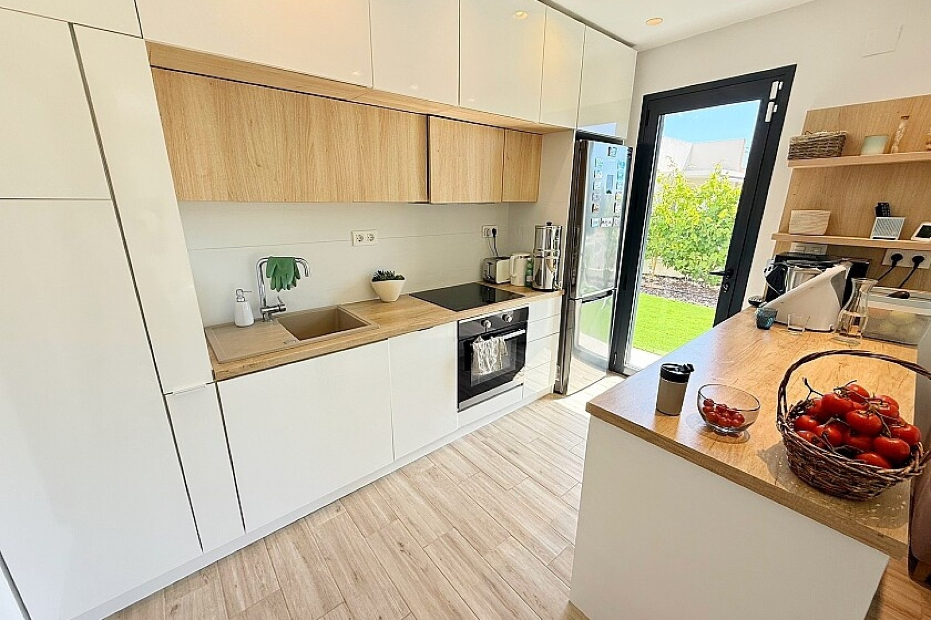 Resale - Luxury villa - Orihuela Costa - La Zenia