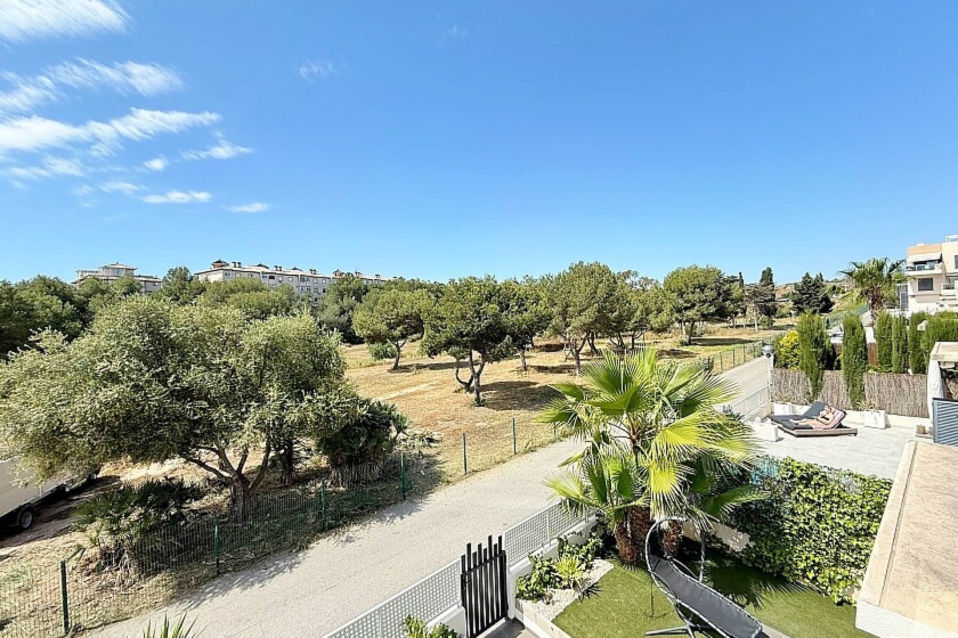 Resale - Luxury villa - Orihuela Costa - La Zenia