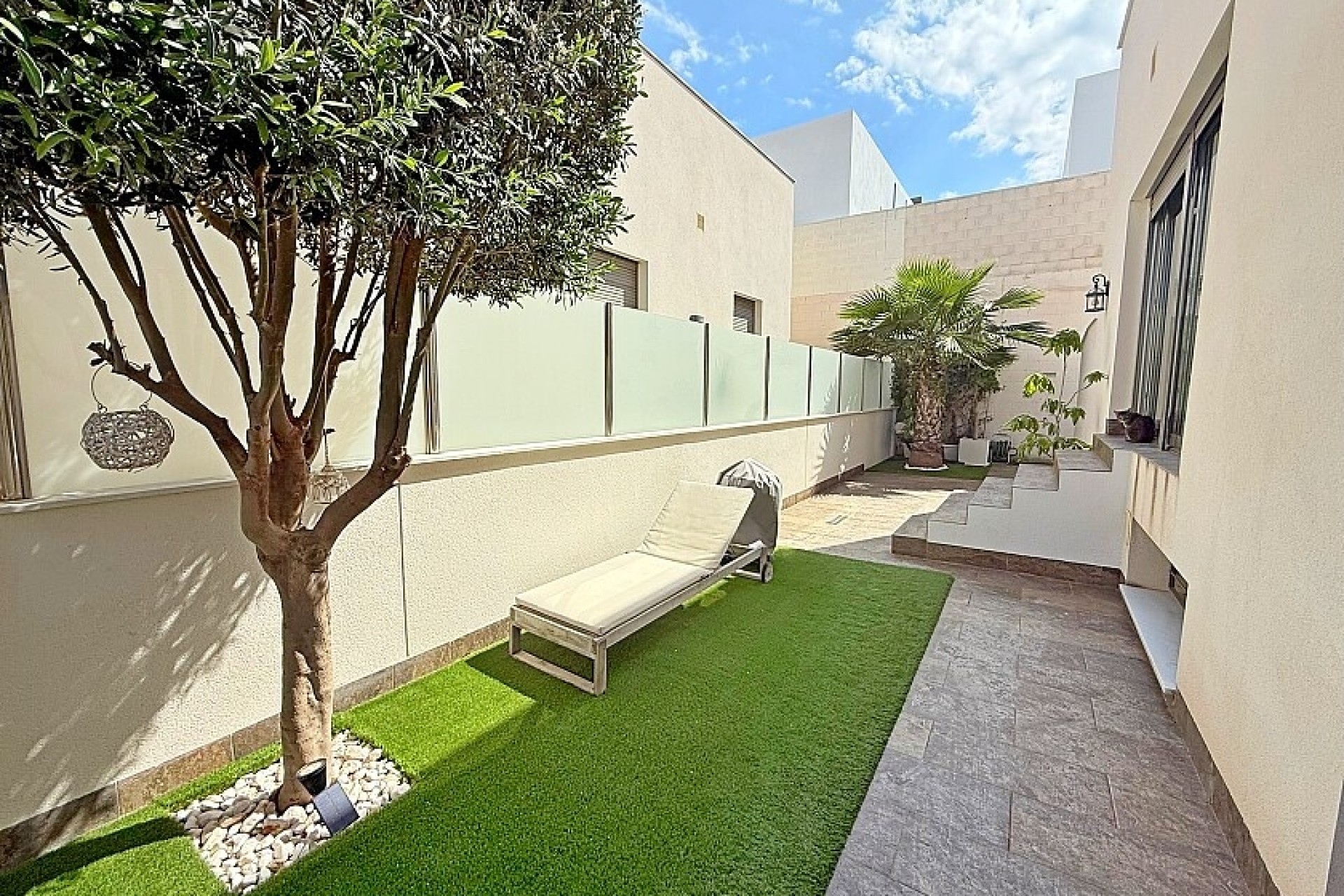 Resale - Luxury villa - Orihuela Costa - Villamartín