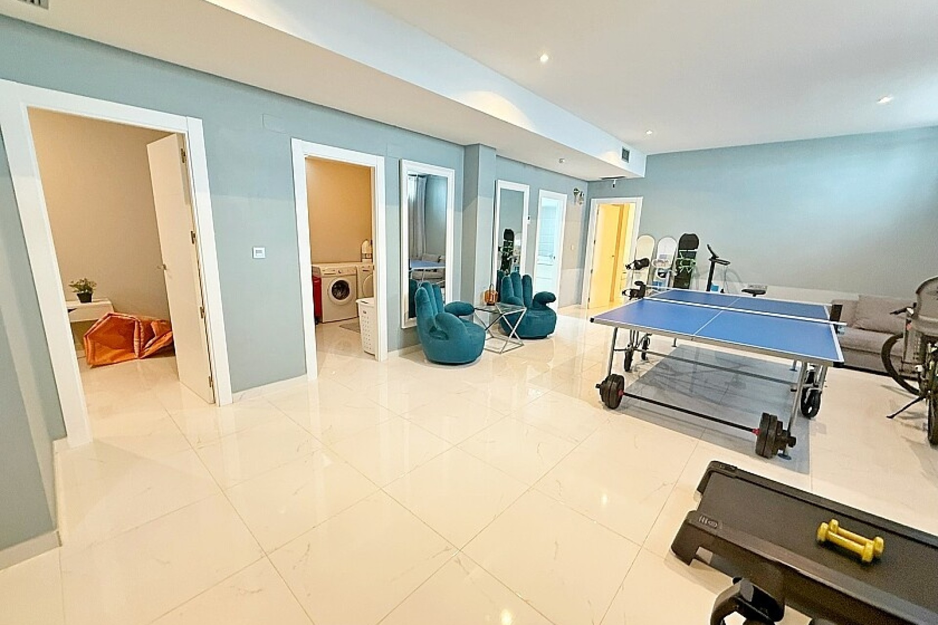 Resale - Luxury villa - Orihuela Costa - Villamartín