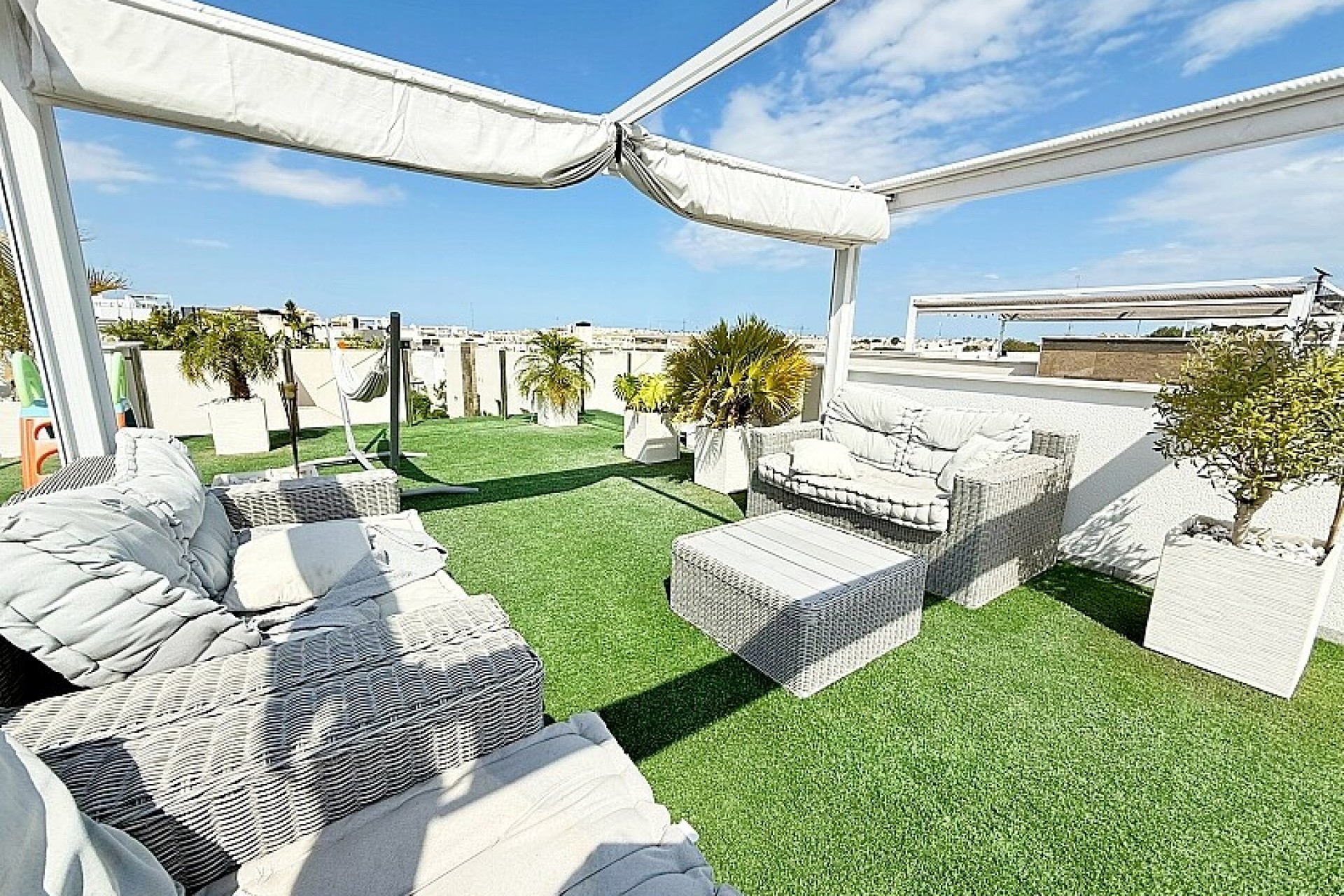 Resale - Luxury villa - Orihuela Costa - Villamartín