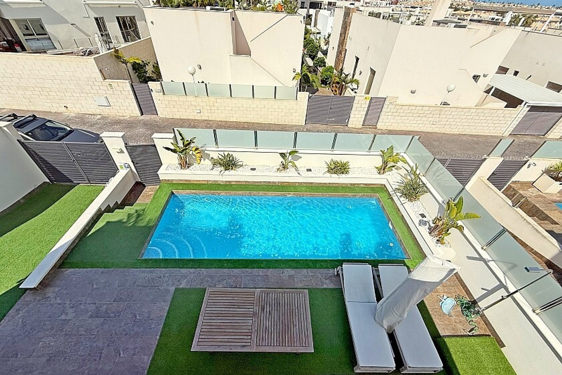 Resale - Luxury villa - Orihuela Costa - Villamartín