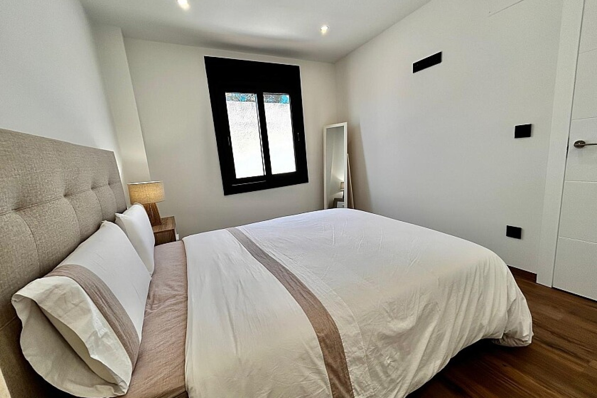 Resale - Luxury villa - Torrevieja - Los Balcones