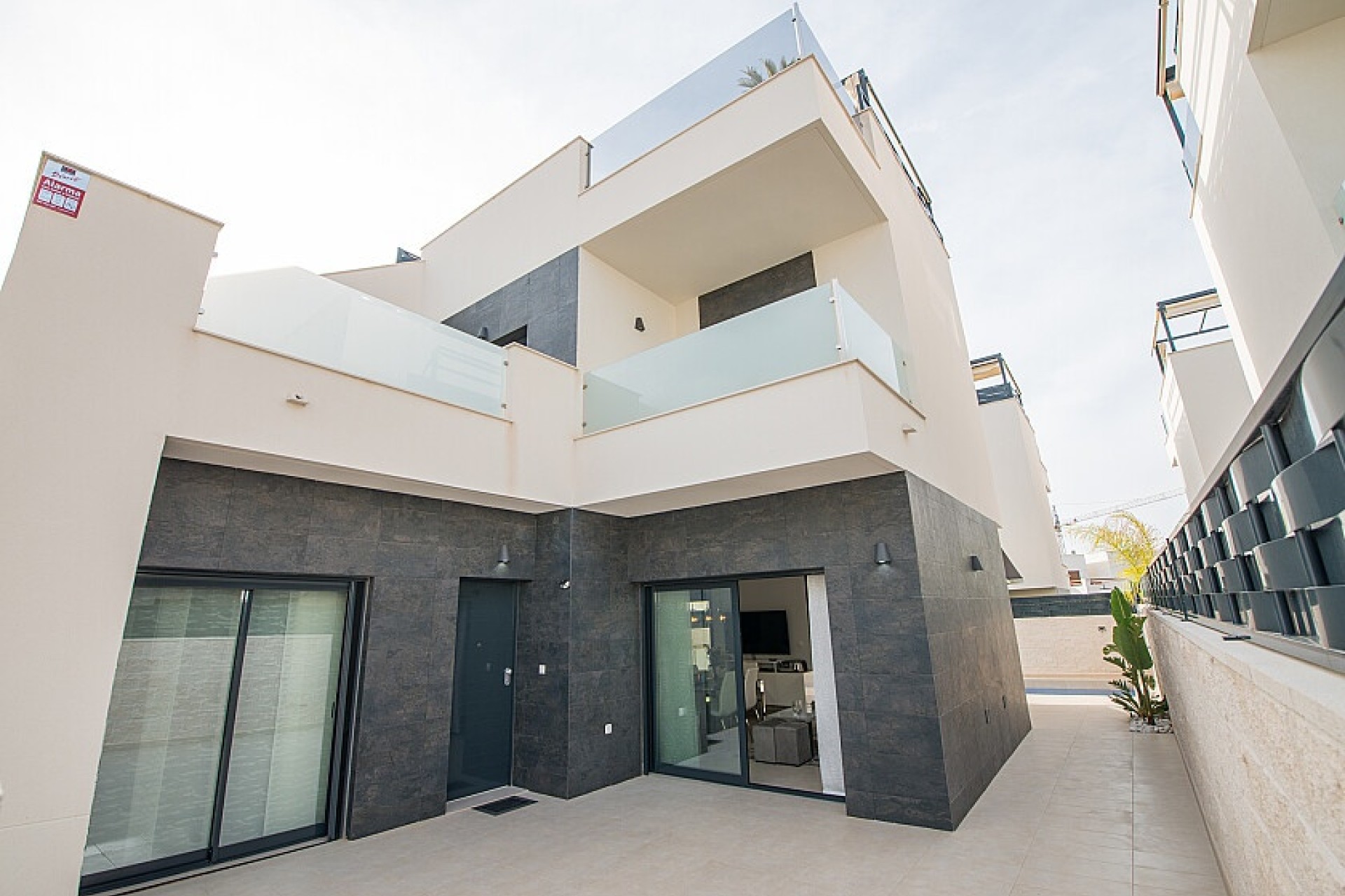 Resale - Semidetached villa - Benijofar