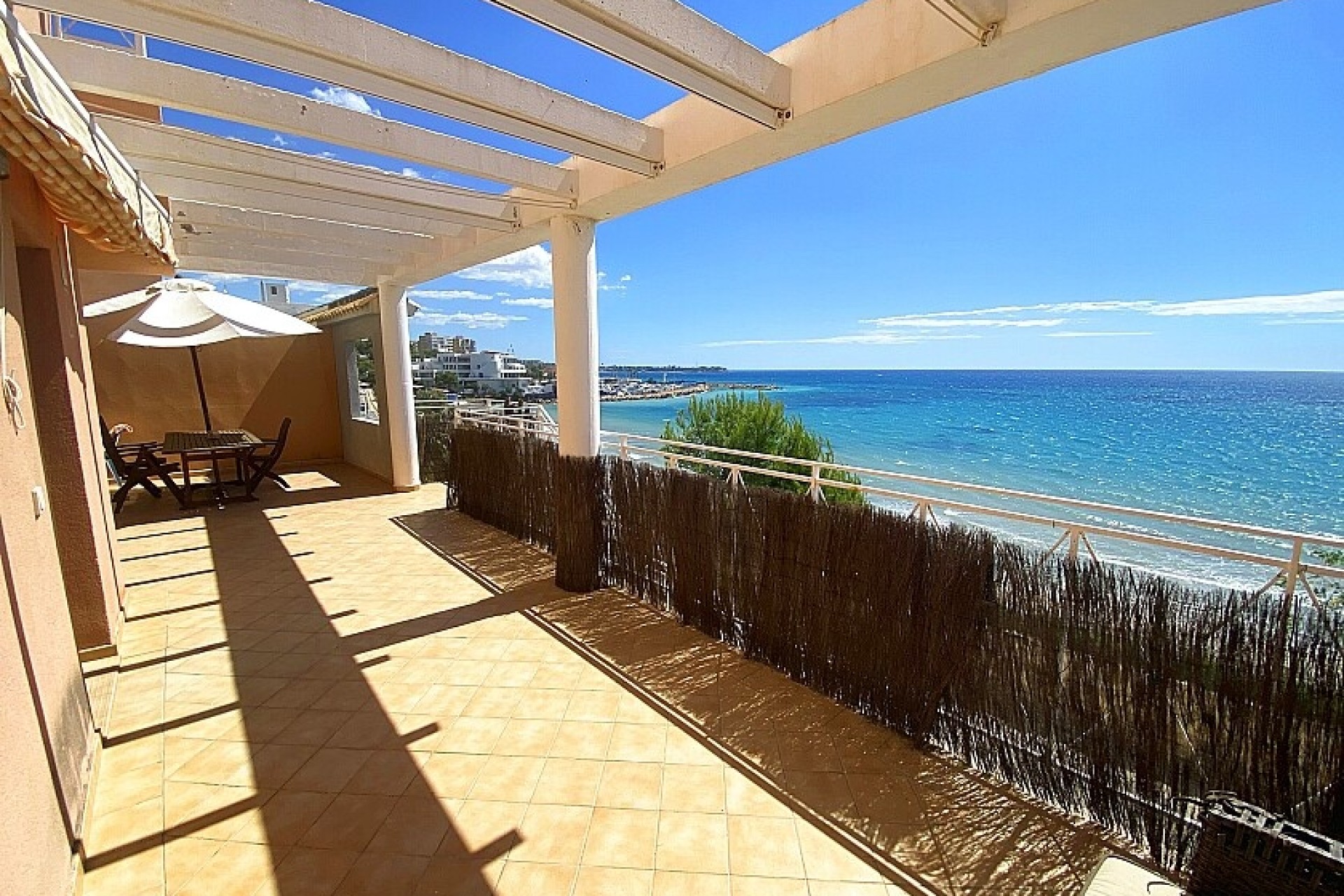 Resale - Semidetached villa - Orihuela Costa - Dehesa de campoamor