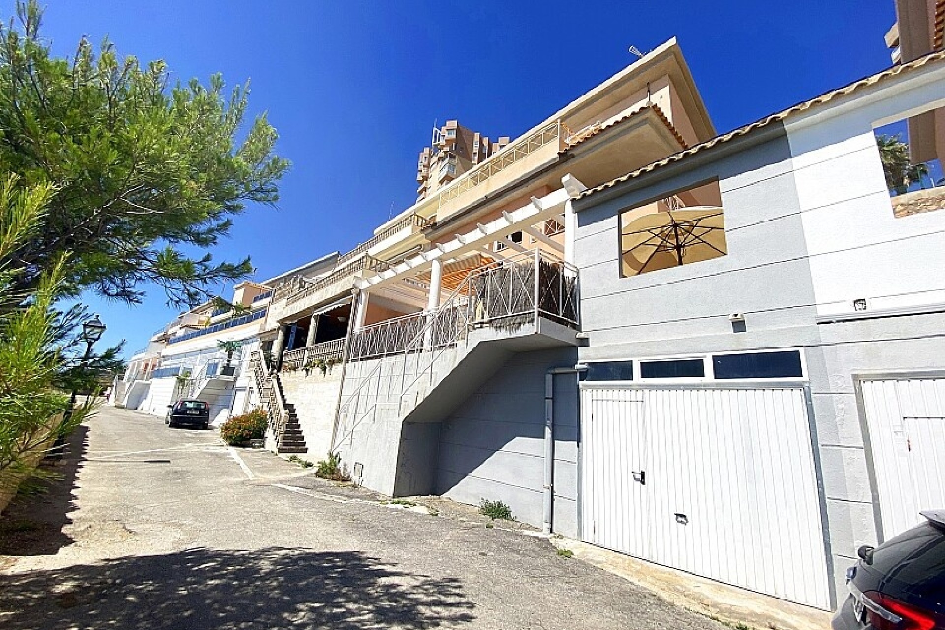 Resale - Semidetached villa - Orihuela Costa - Dehesa de campoamor