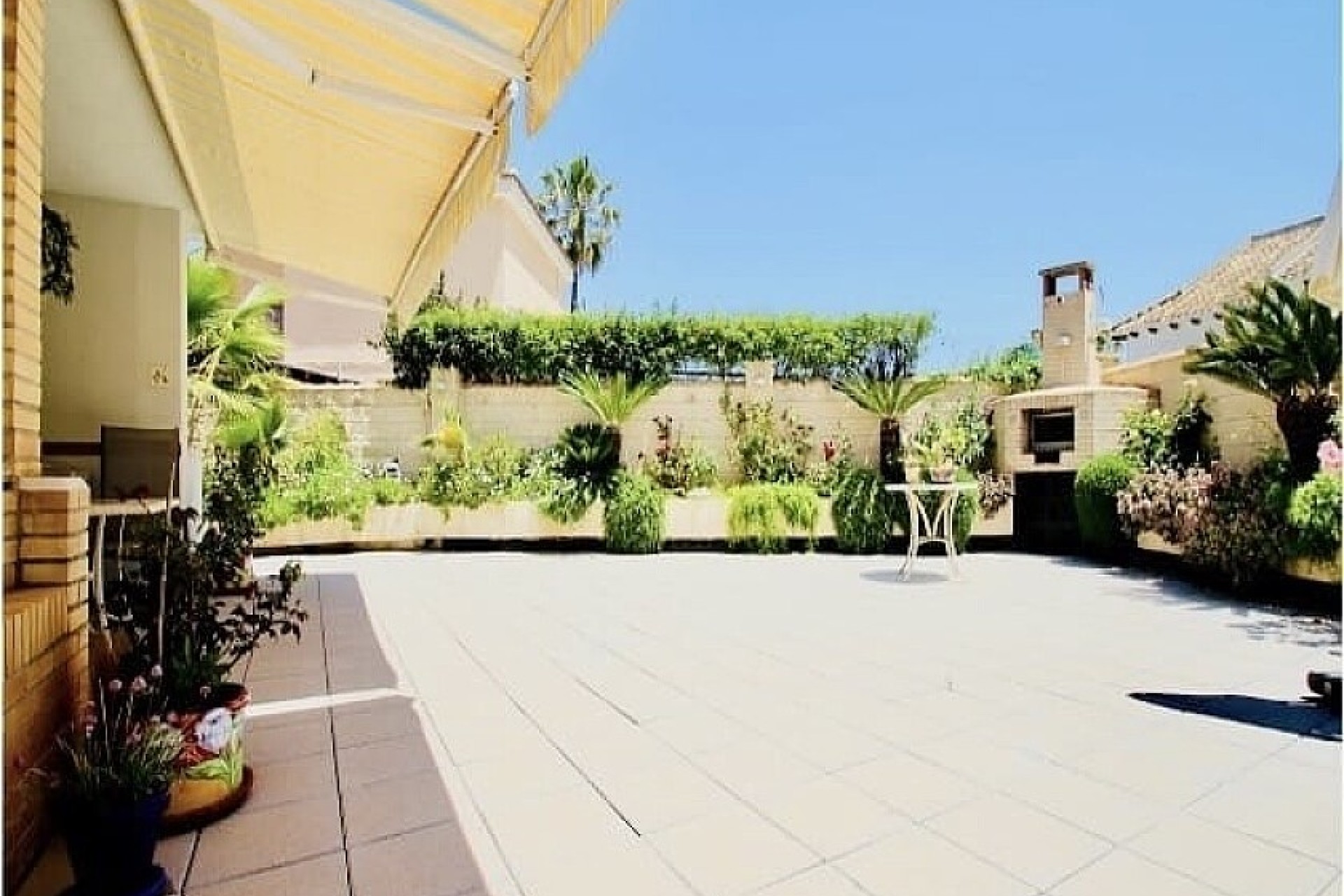 Resale - Semidetached villa - Orihuela Costa - La Zenia