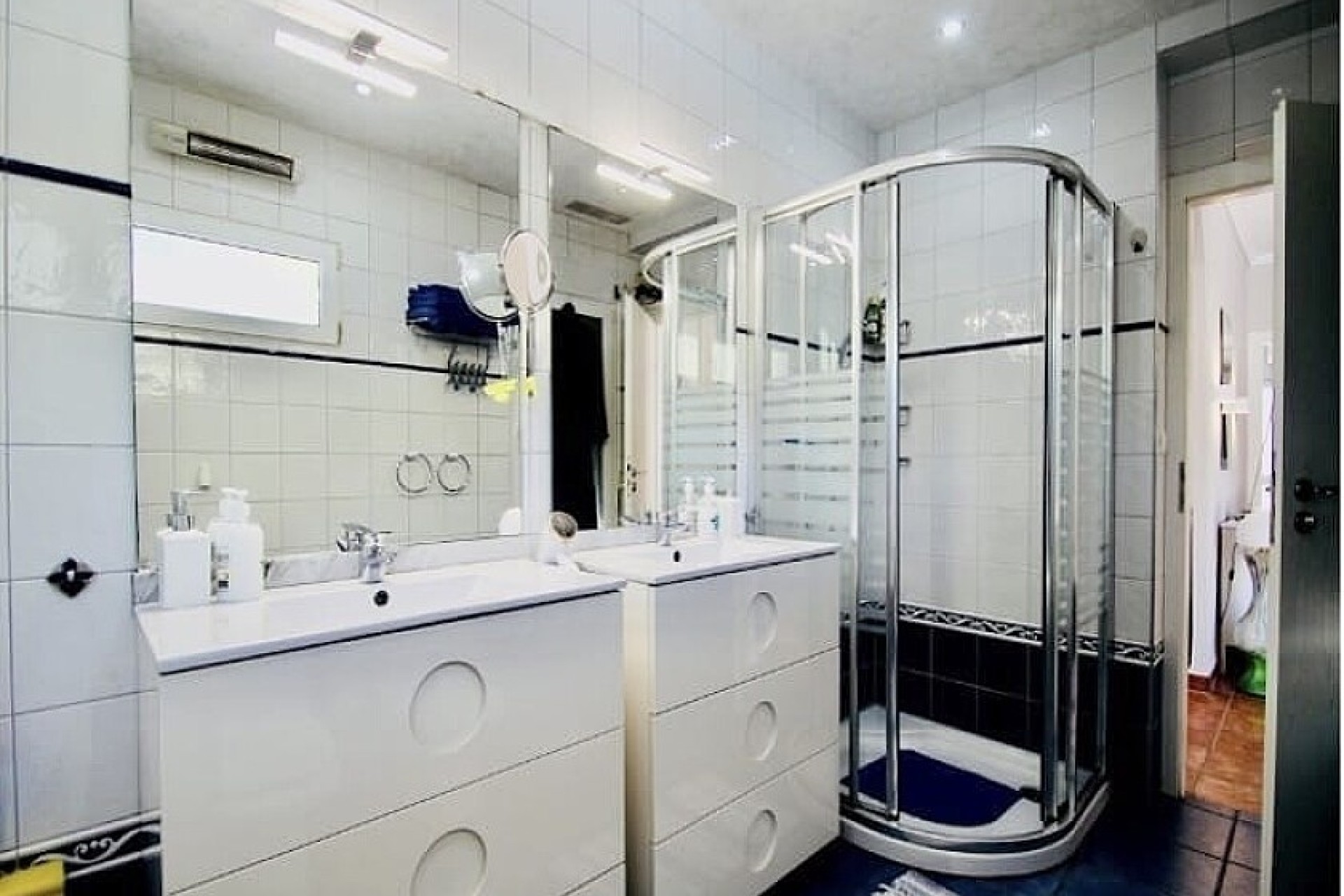 Resale - Semidetached villa - Orihuela Costa - La Zenia