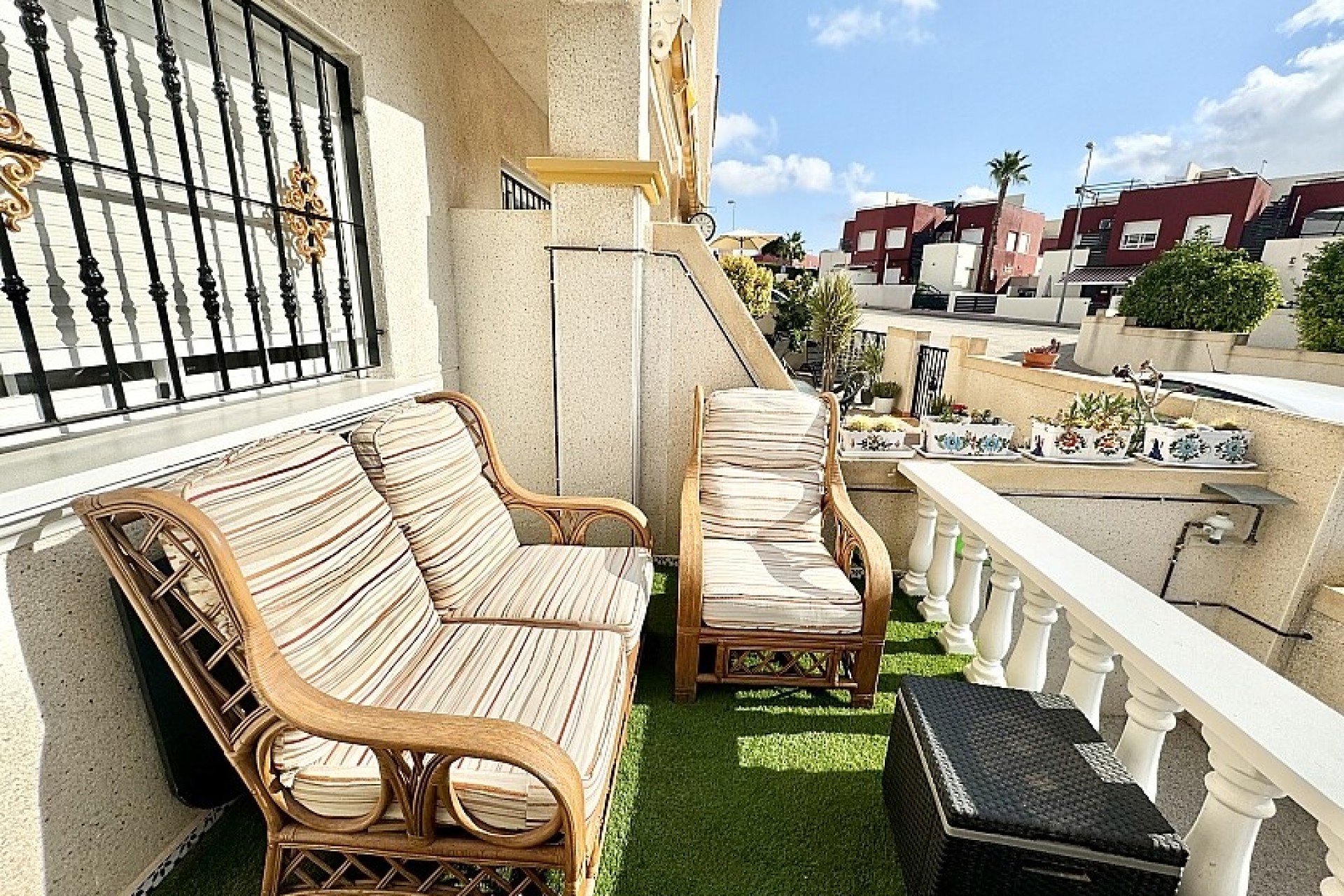 Resale - Semidetached villa - Orihuela Costa - Las Filipinas
