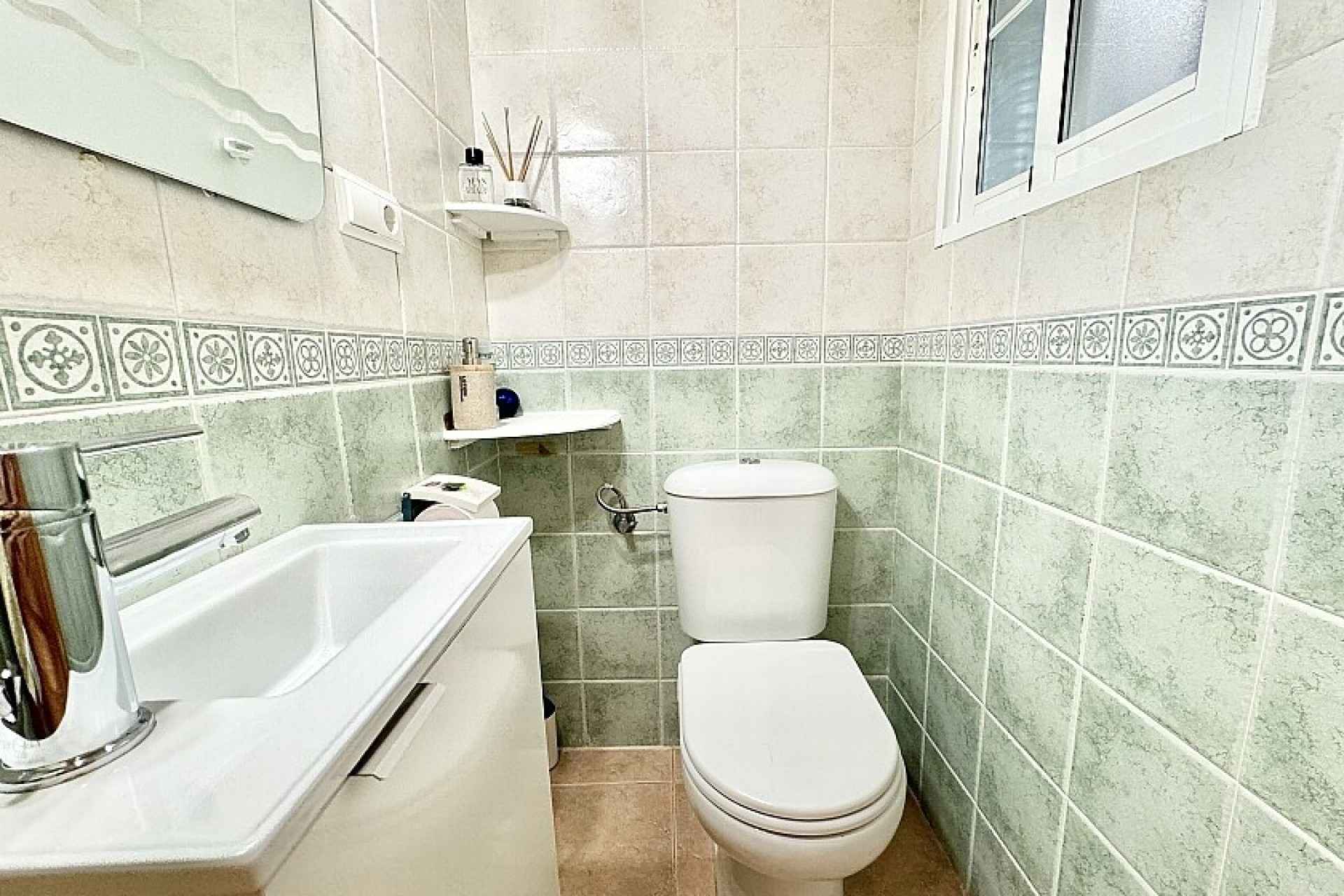 Resale - Semidetached villa - Orihuela Costa - Las Filipinas