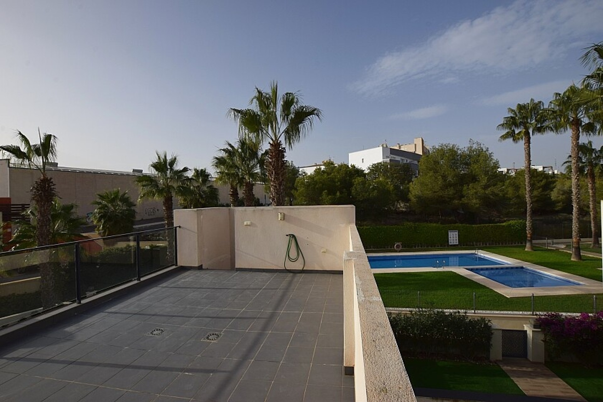 Resale - Semidetached villa - Orihuela Costa - Villamartín