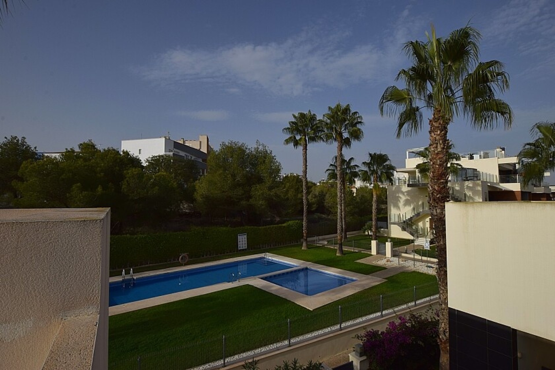 Resale - Semidetached villa - Orihuela Costa - Villamartín