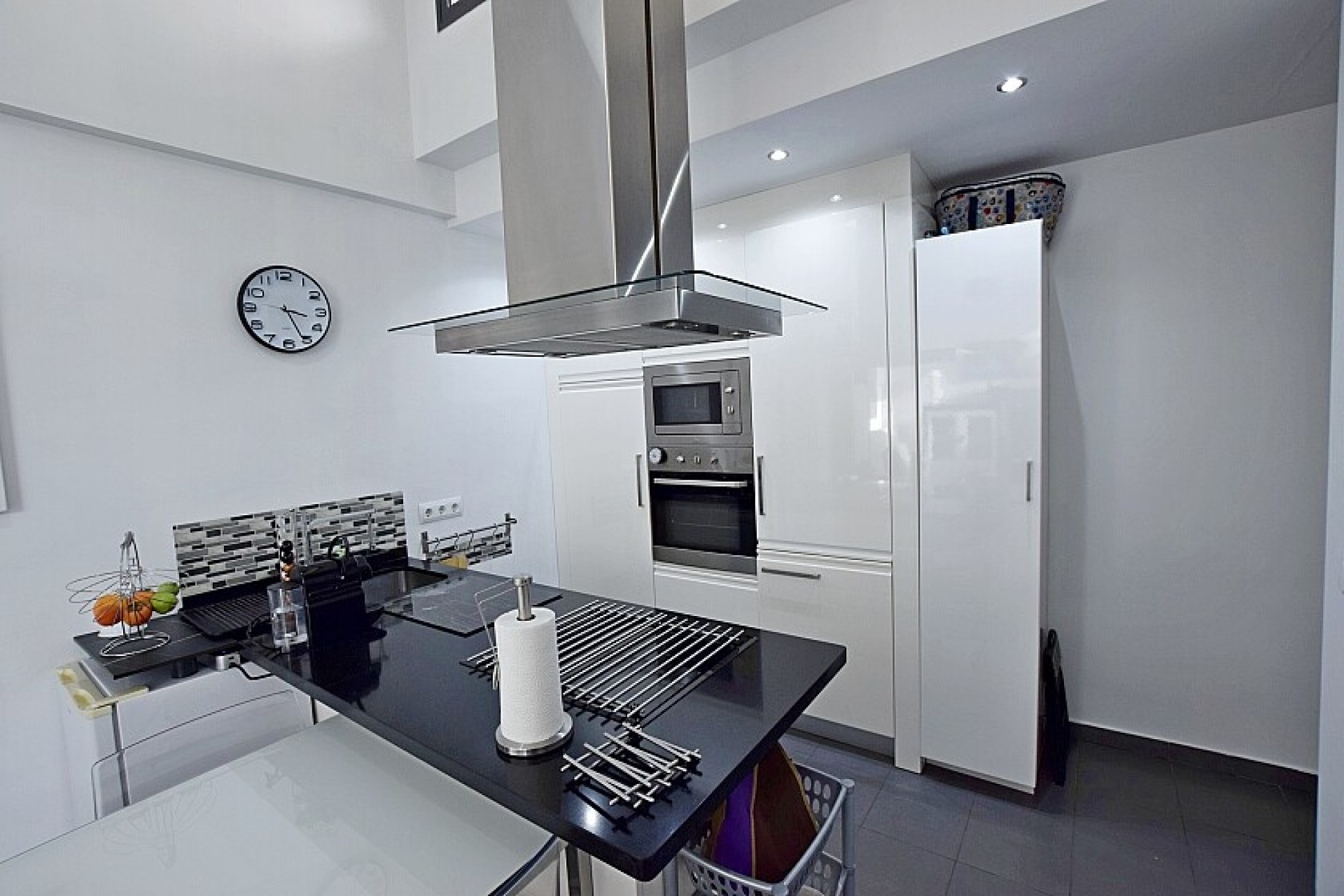 Resale - Semidetached villa - Orihuela Costa - Villamartín