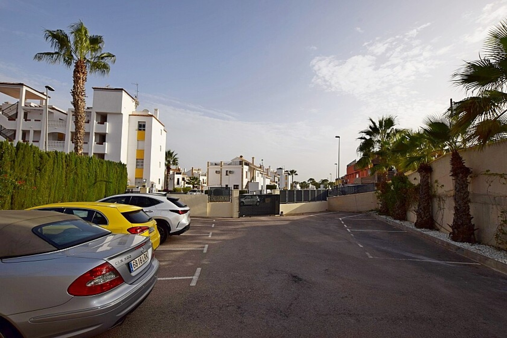 Resale - Semidetached villa - Orihuela Costa - Villamartín