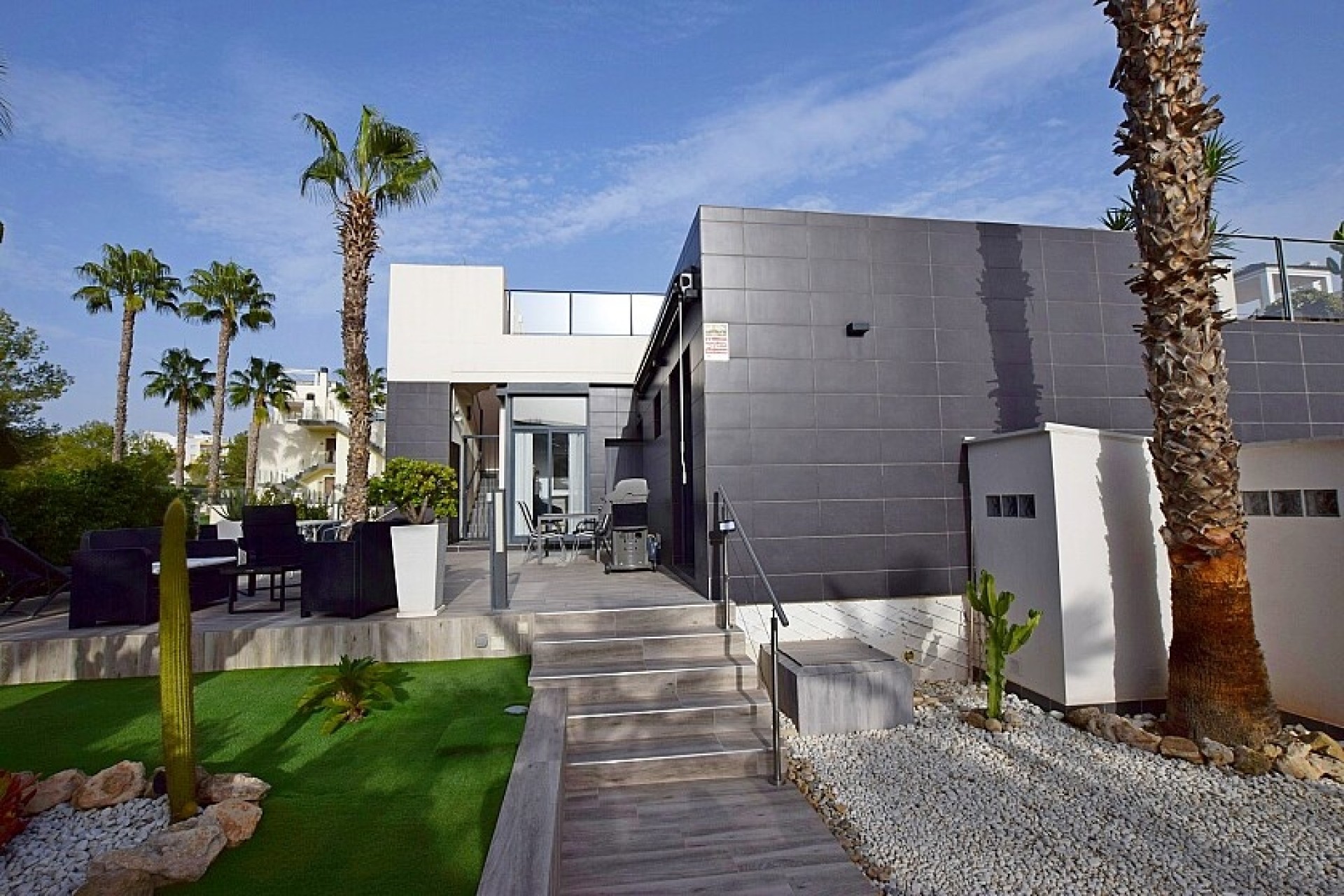Resale - Semidetached villa - Orihuela Costa - Villamartín