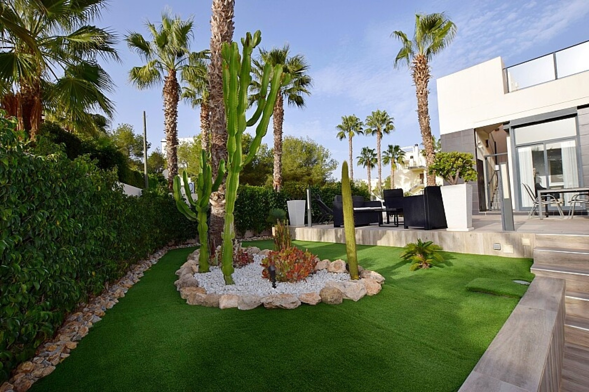 Resale - Semidetached villa - Orihuela Costa - Villamartín