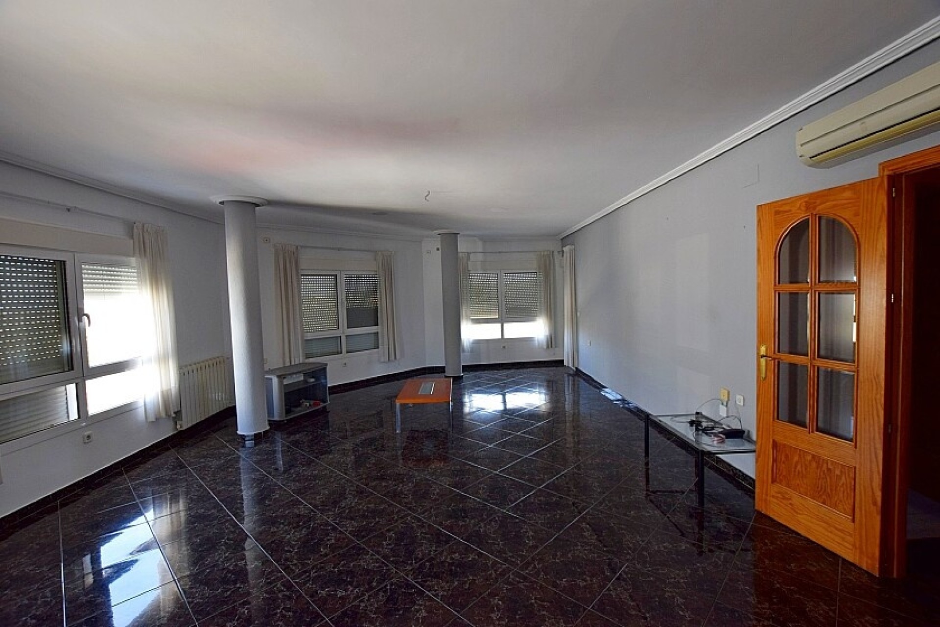 Resale - Semidetached villa - San Miguel de Salinas