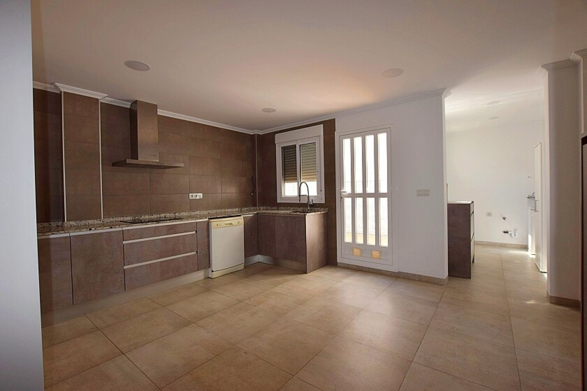 Resale - Semidetached villa - San Miguel de Salinas