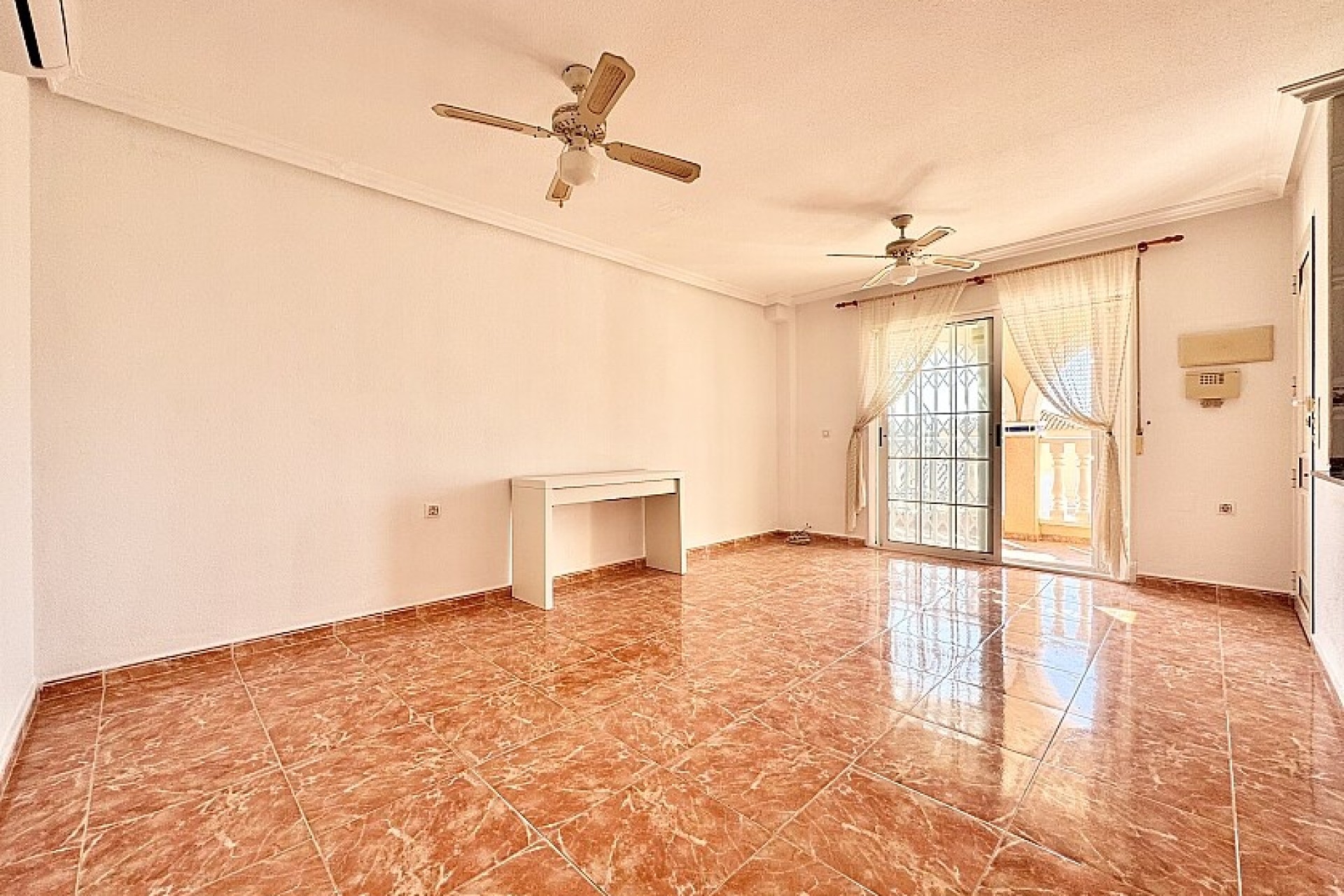 Resale - Top floor apartment - Orihuela Costa - Eagle´s Nest
