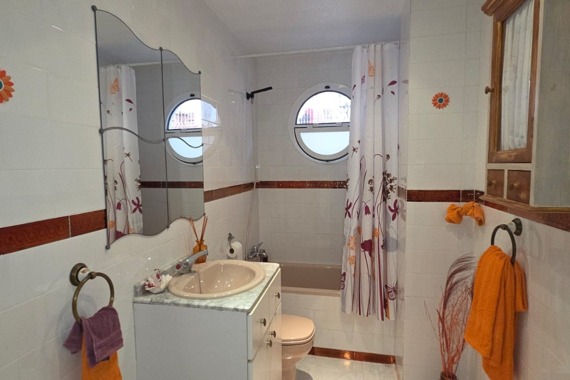 Resale - Townhouse - La Mata