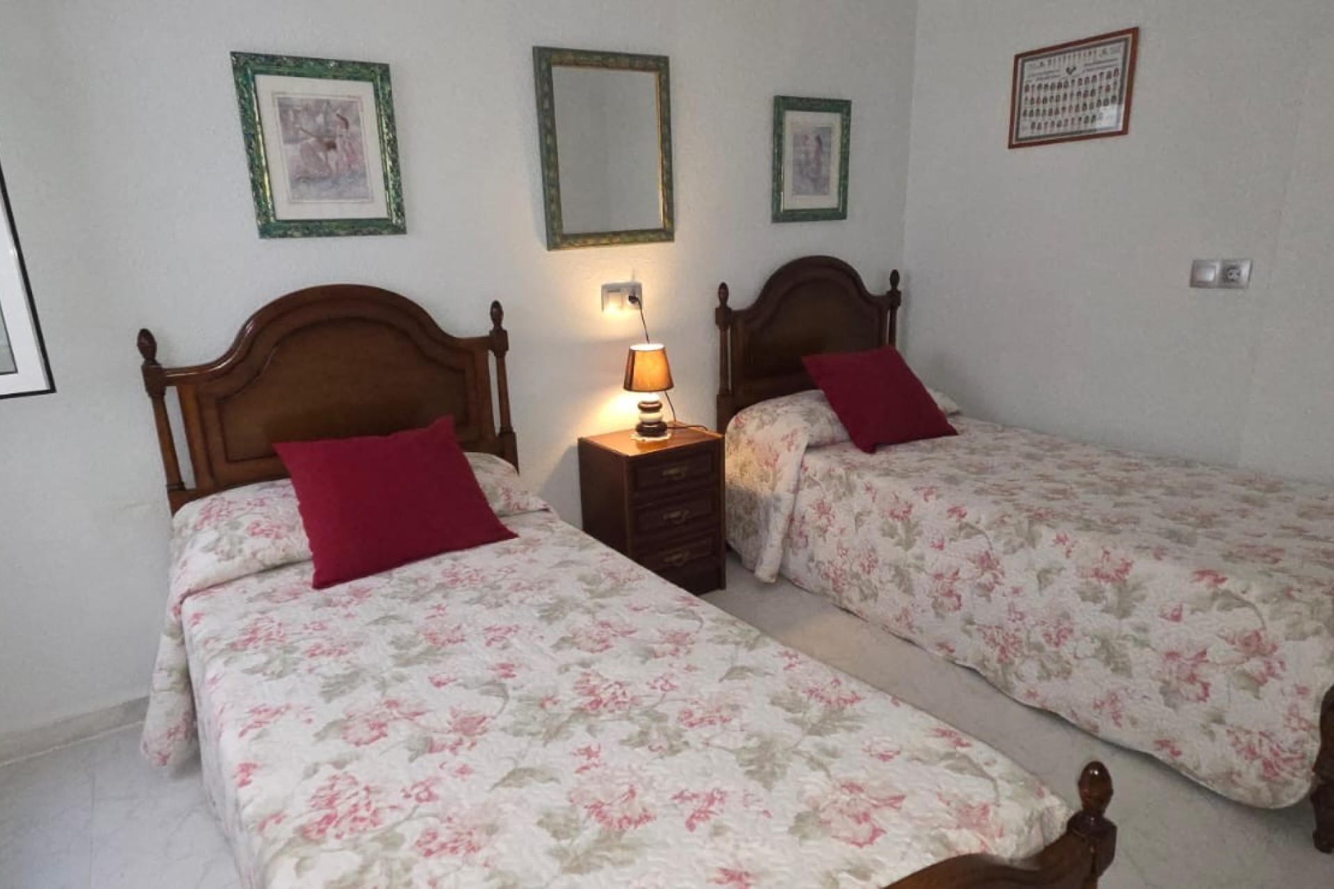 Resale - Townhouse - La Mata