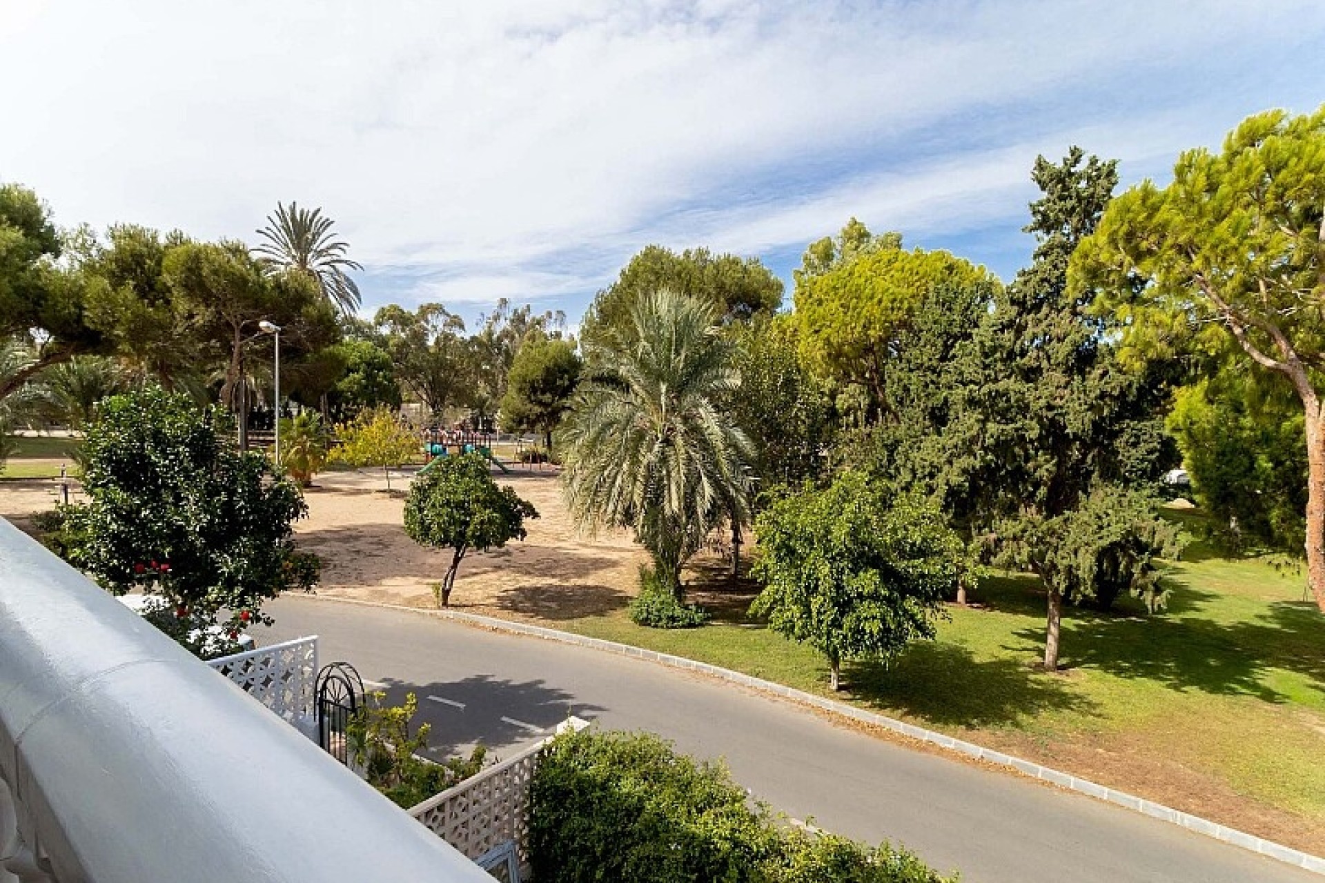 Resale - Townhouse - Orihuela Costa - La Zenia