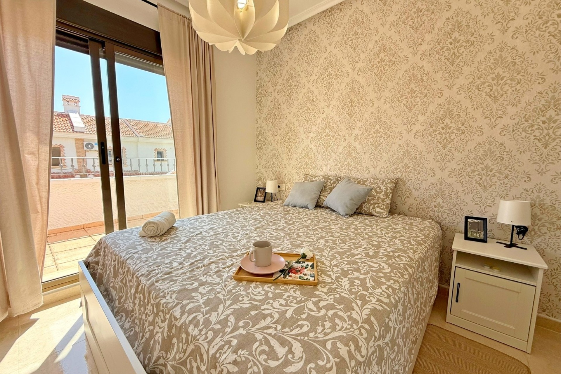 Resale - Townhouse - San Miguel de Salinas