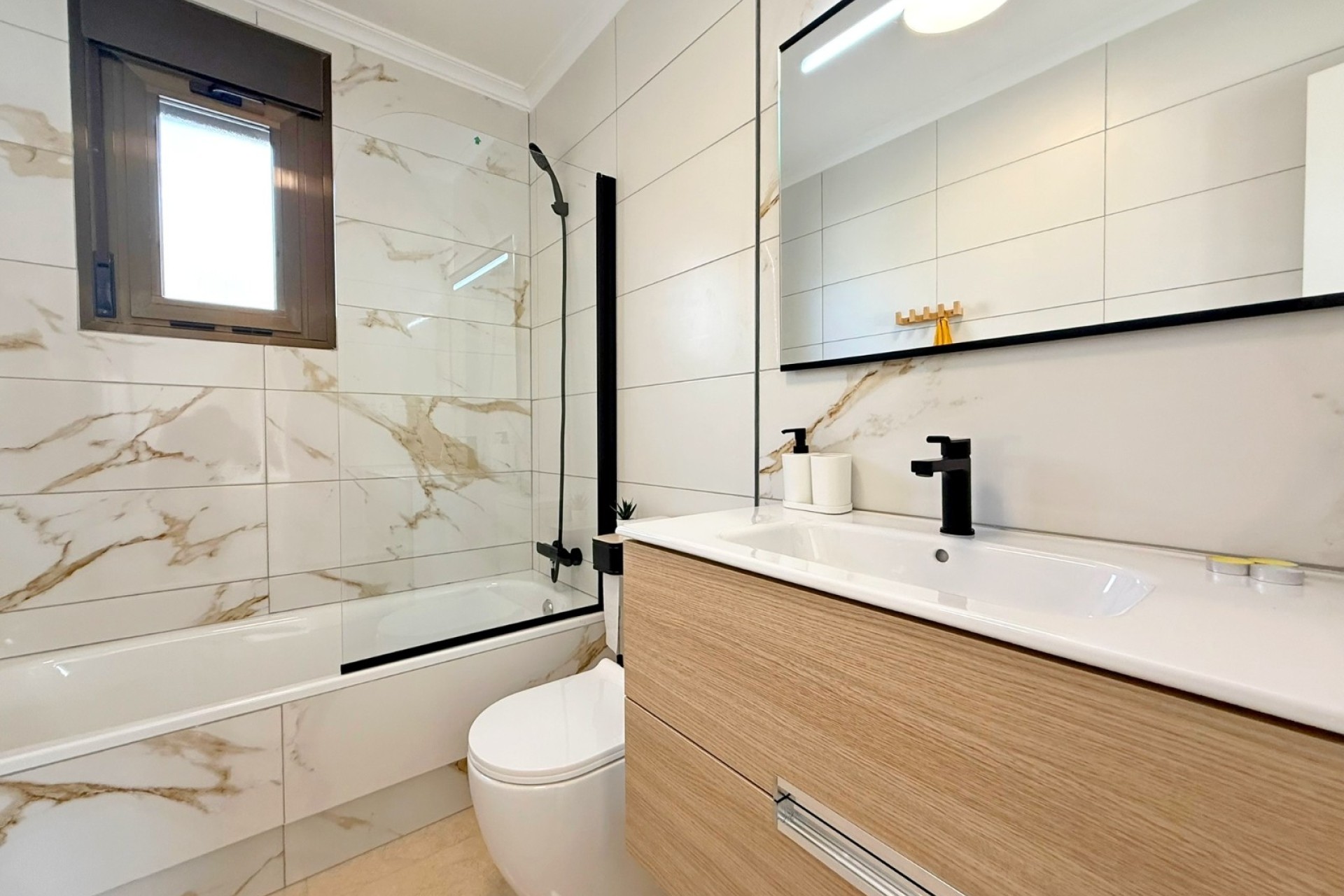 Resale - Townhouse - San Miguel de Salinas
