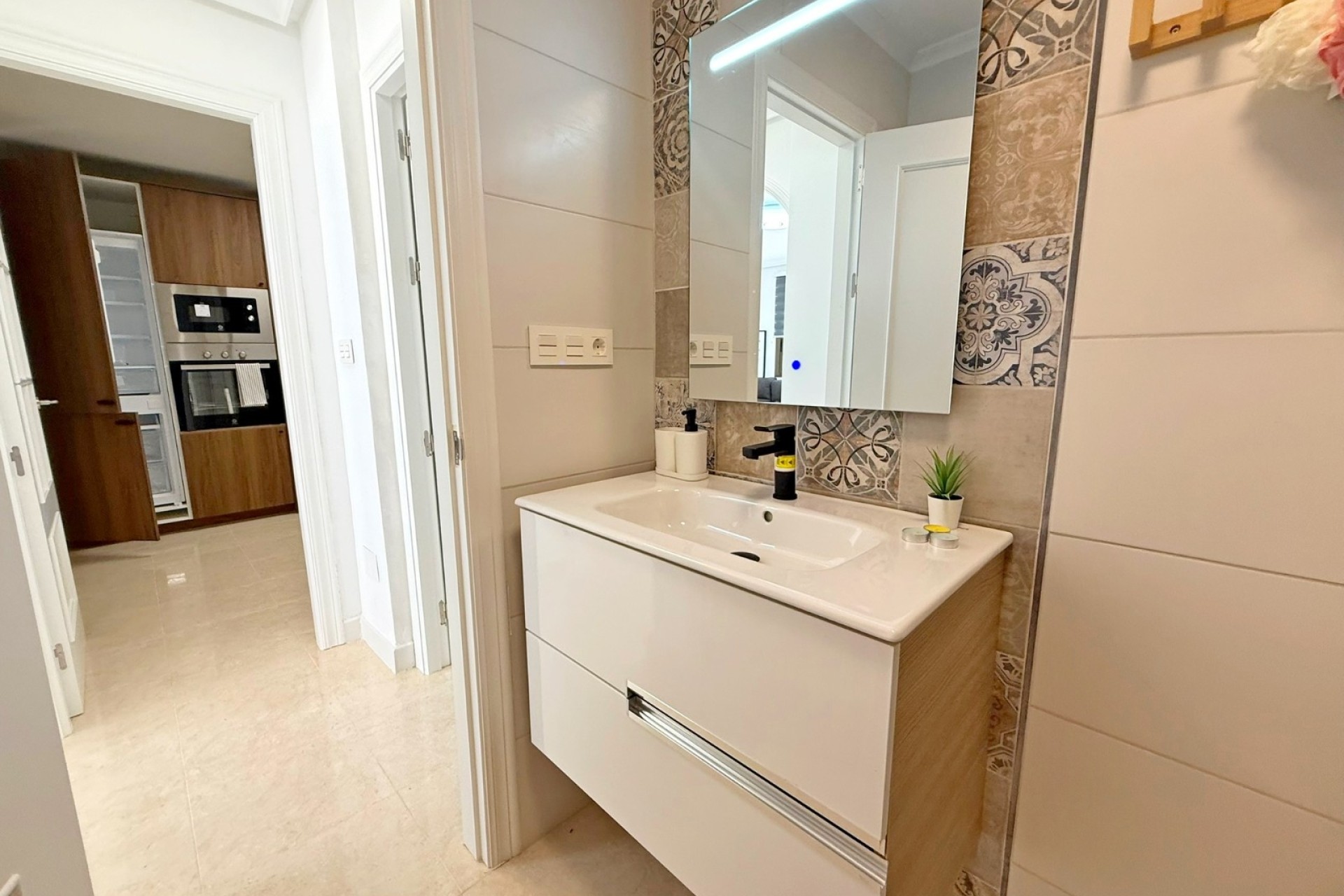 Resale - Townhouse - San Miguel de Salinas