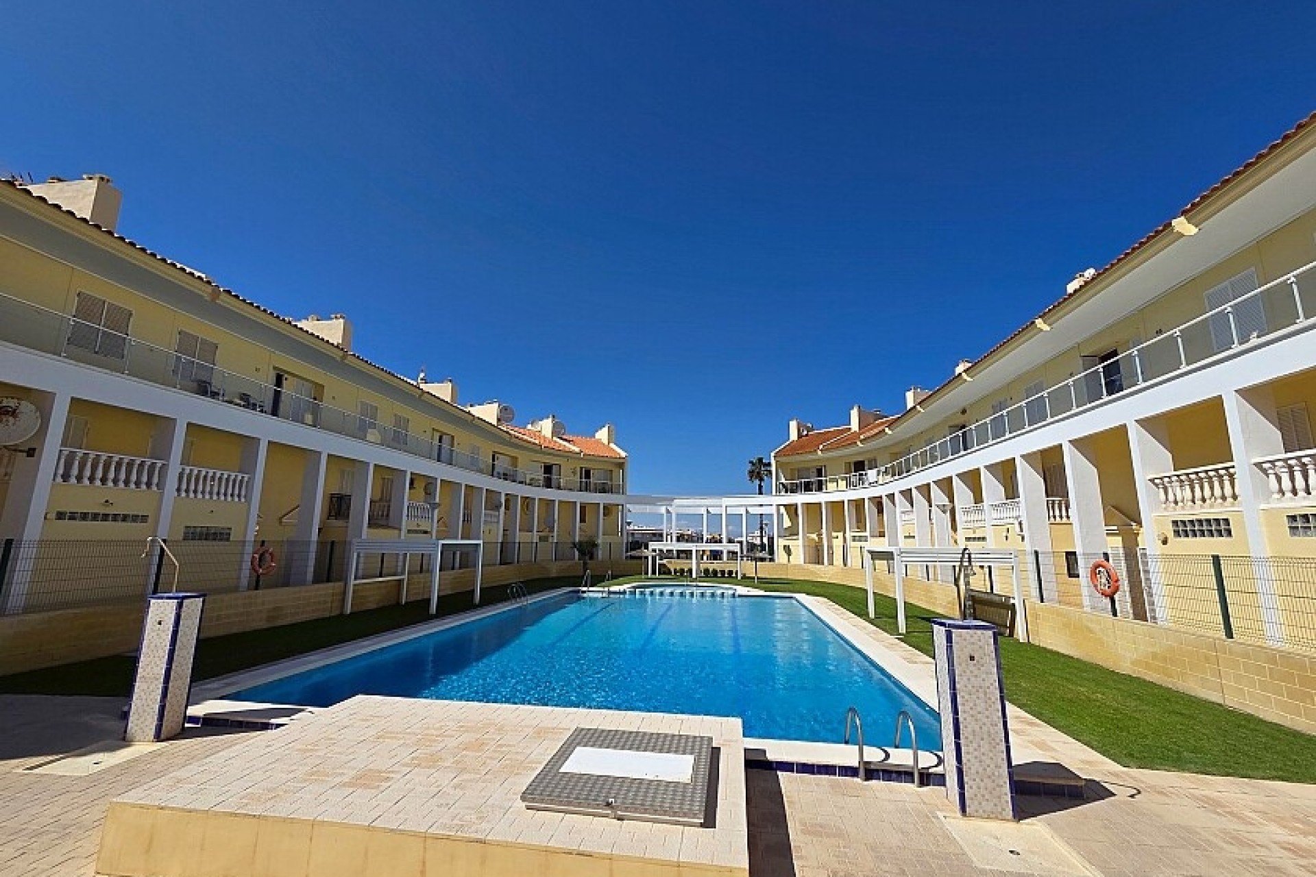 Resale - Townhouse - Torrevieja - Torreblanca