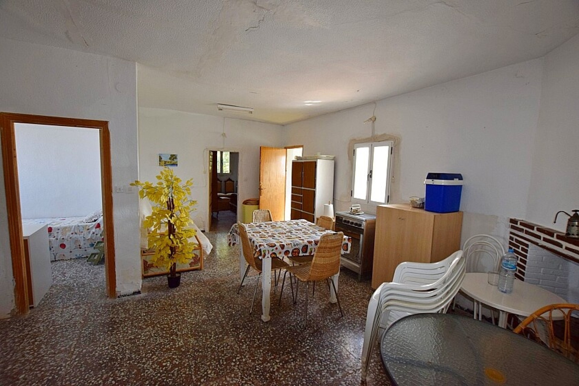 Resale - Villa - Albatera