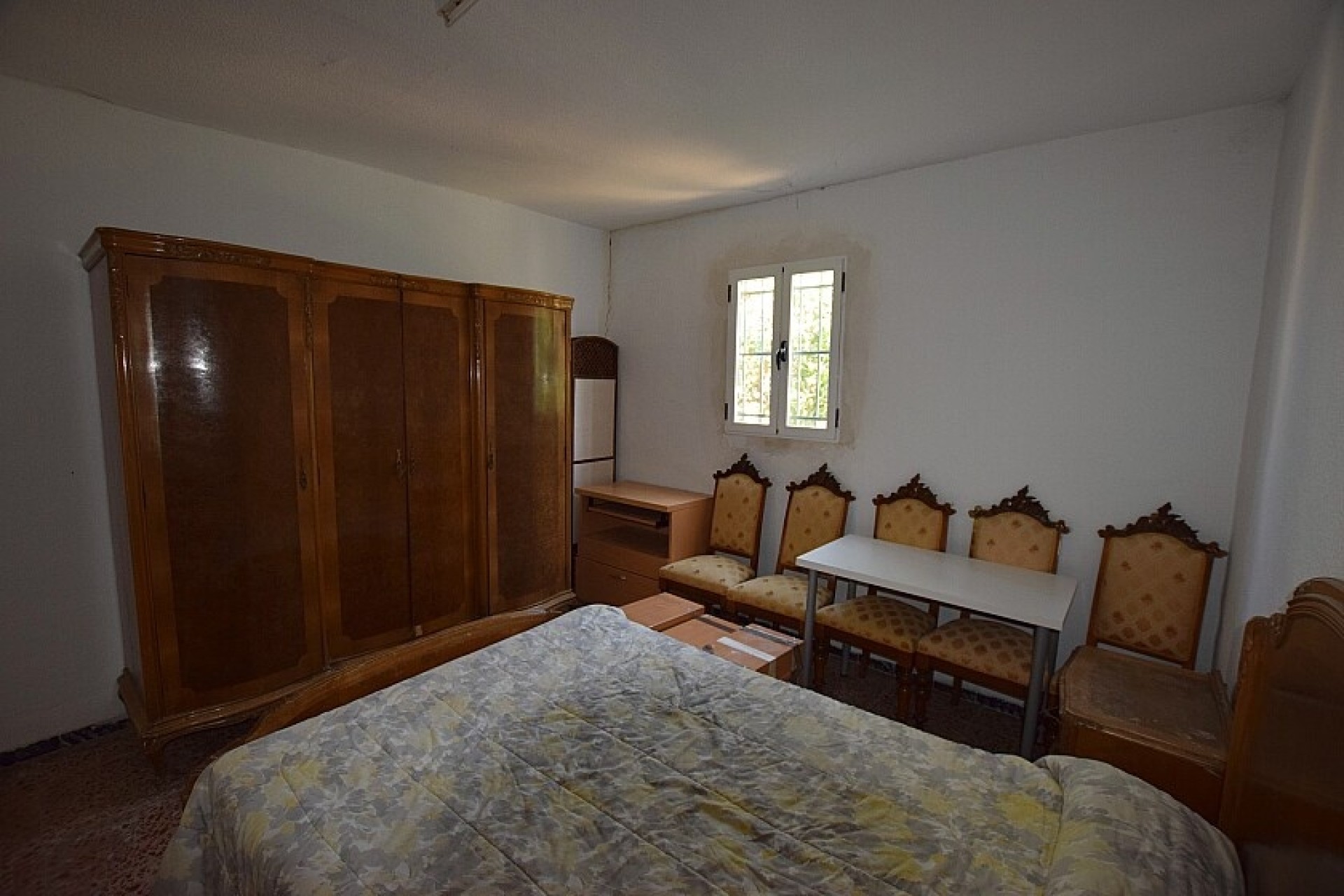 Resale - Villa - Albatera