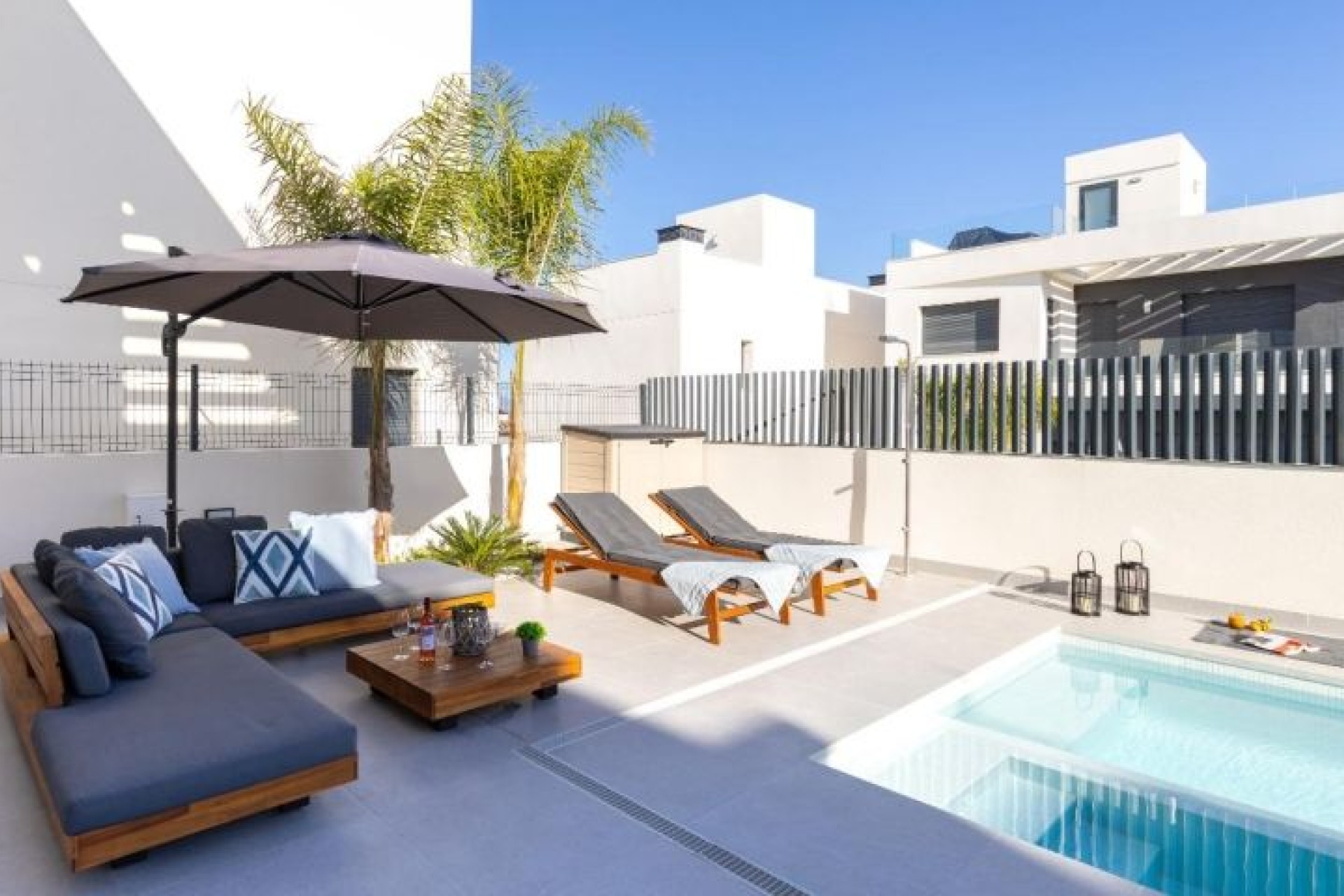 Resale - Villa - Algorfa