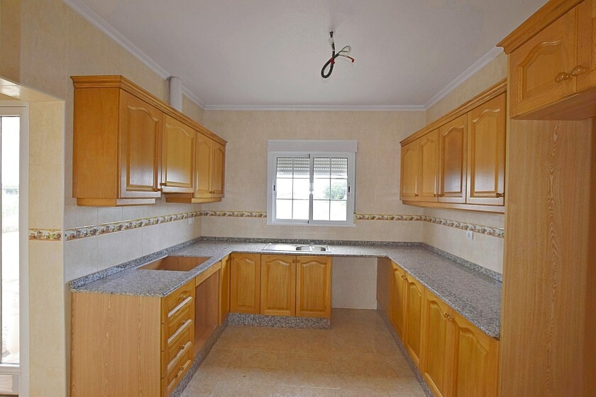Resale - Villa - Dolores