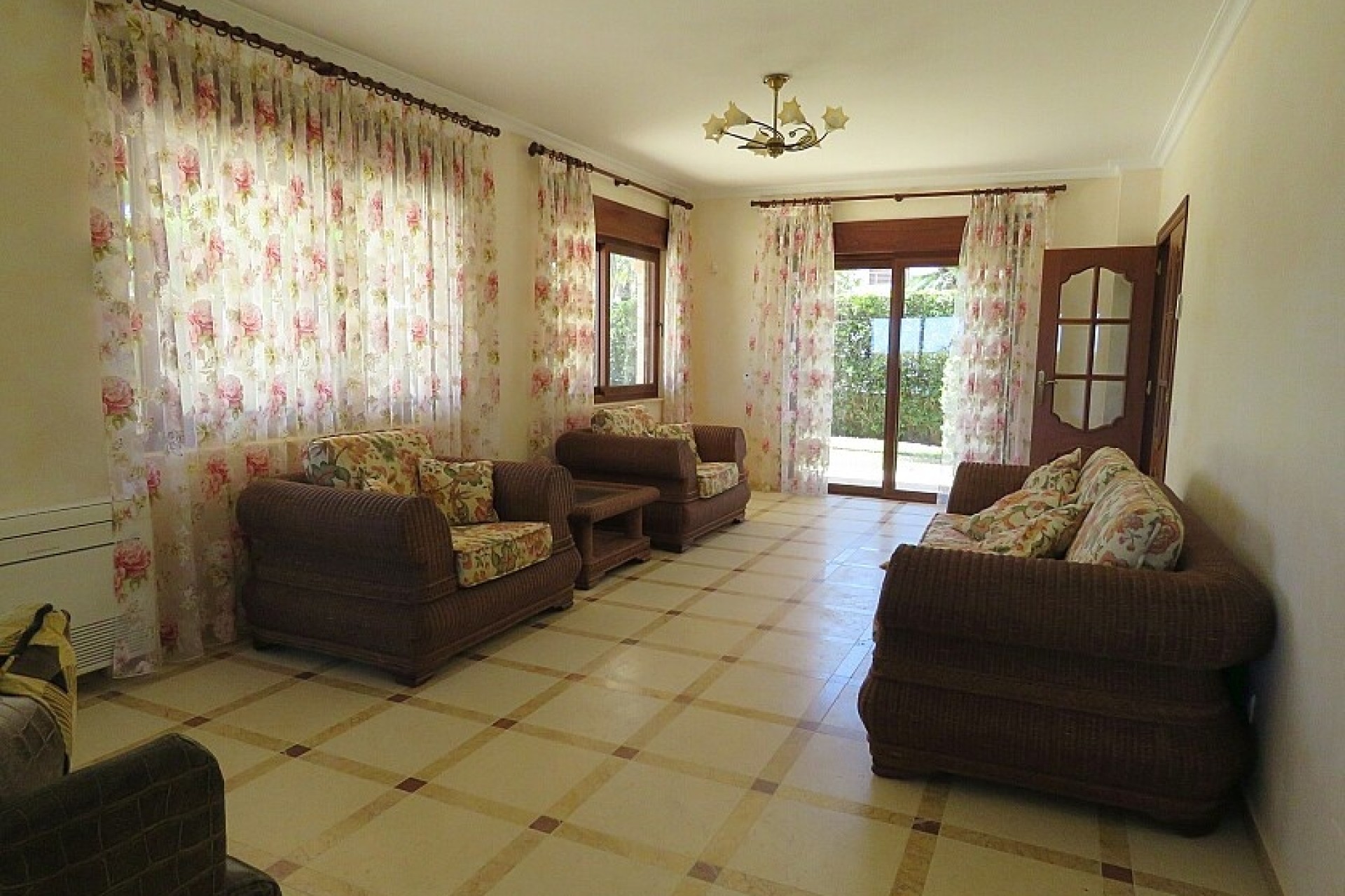 Resale - Villa - Orihuela Costa - Cabo Roig