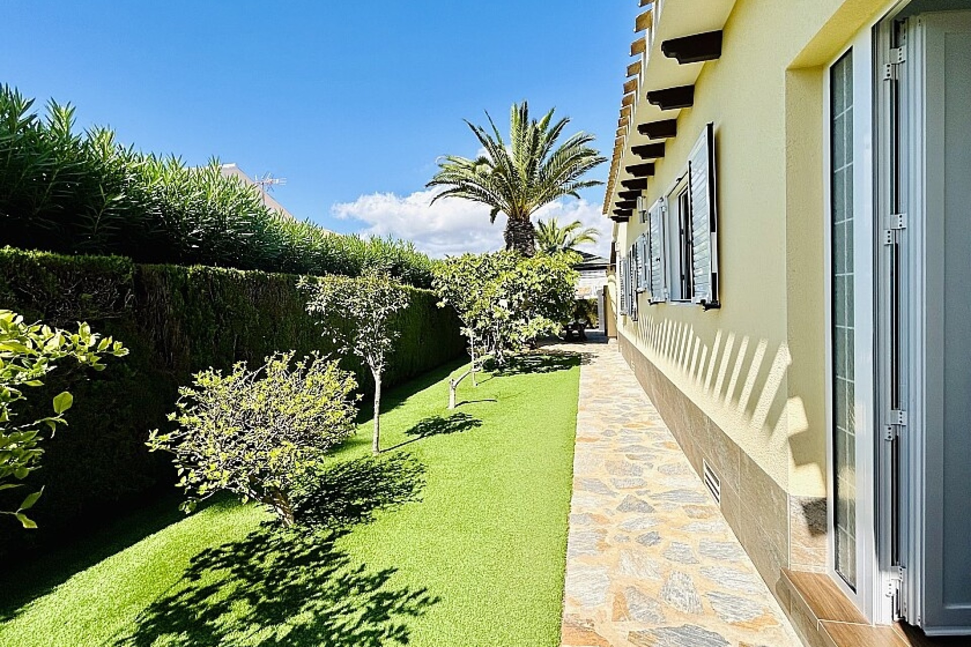 Resale - Villa - Orihuela Costa - Cabo Roig