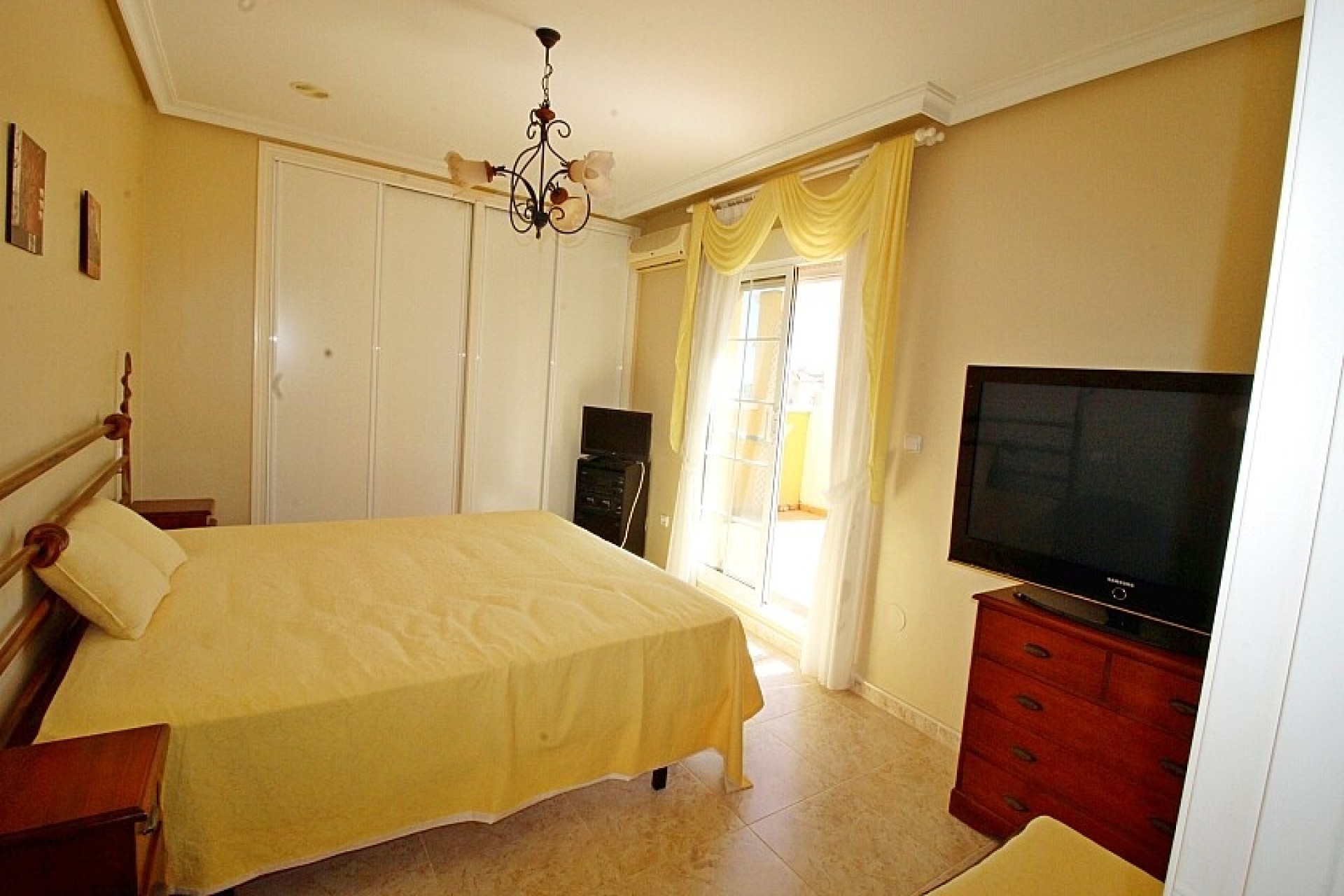 Resale - Villa - Orihuela Costa - La Zenia