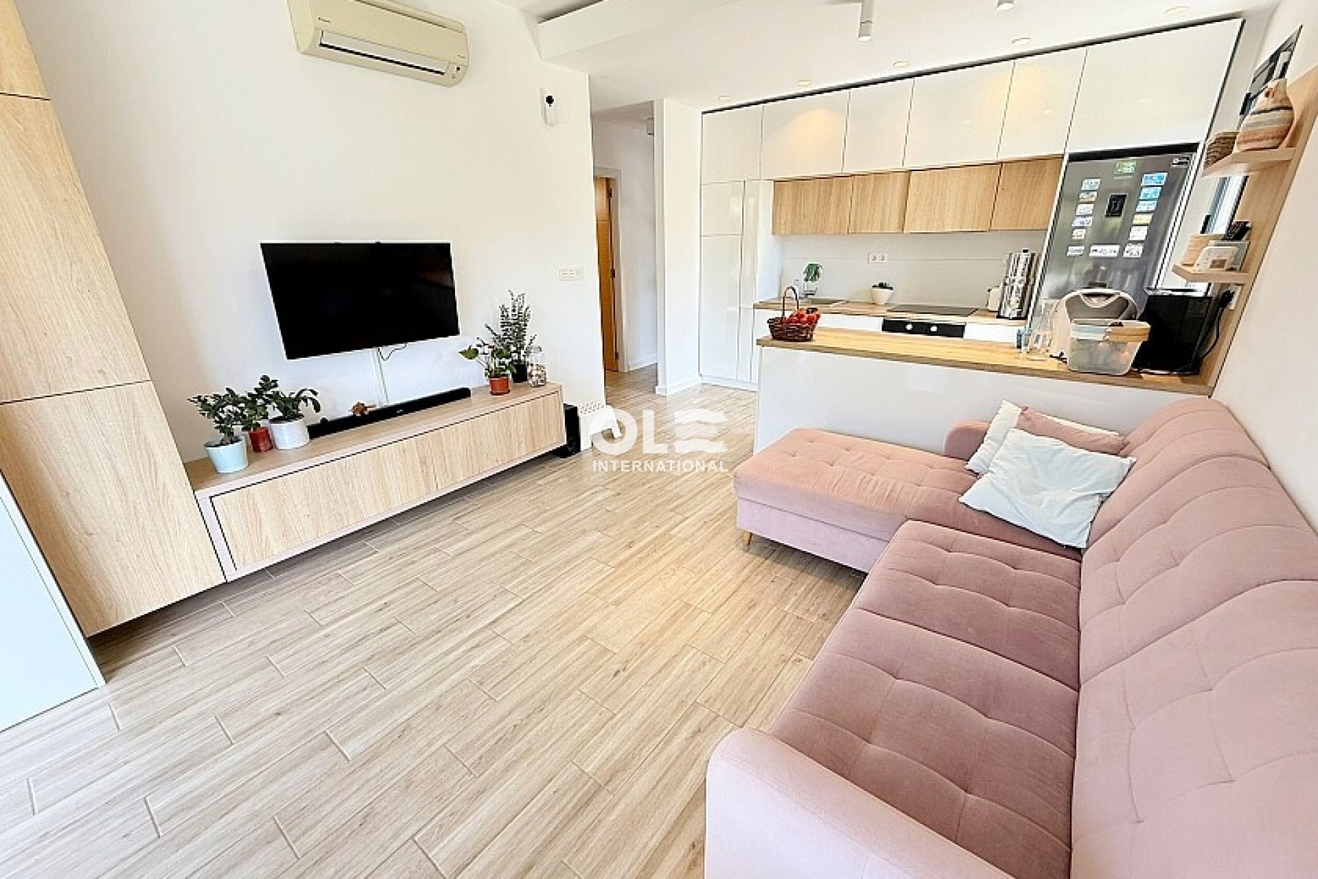 Resale - Villa - Orihuela Costa - La Zenia