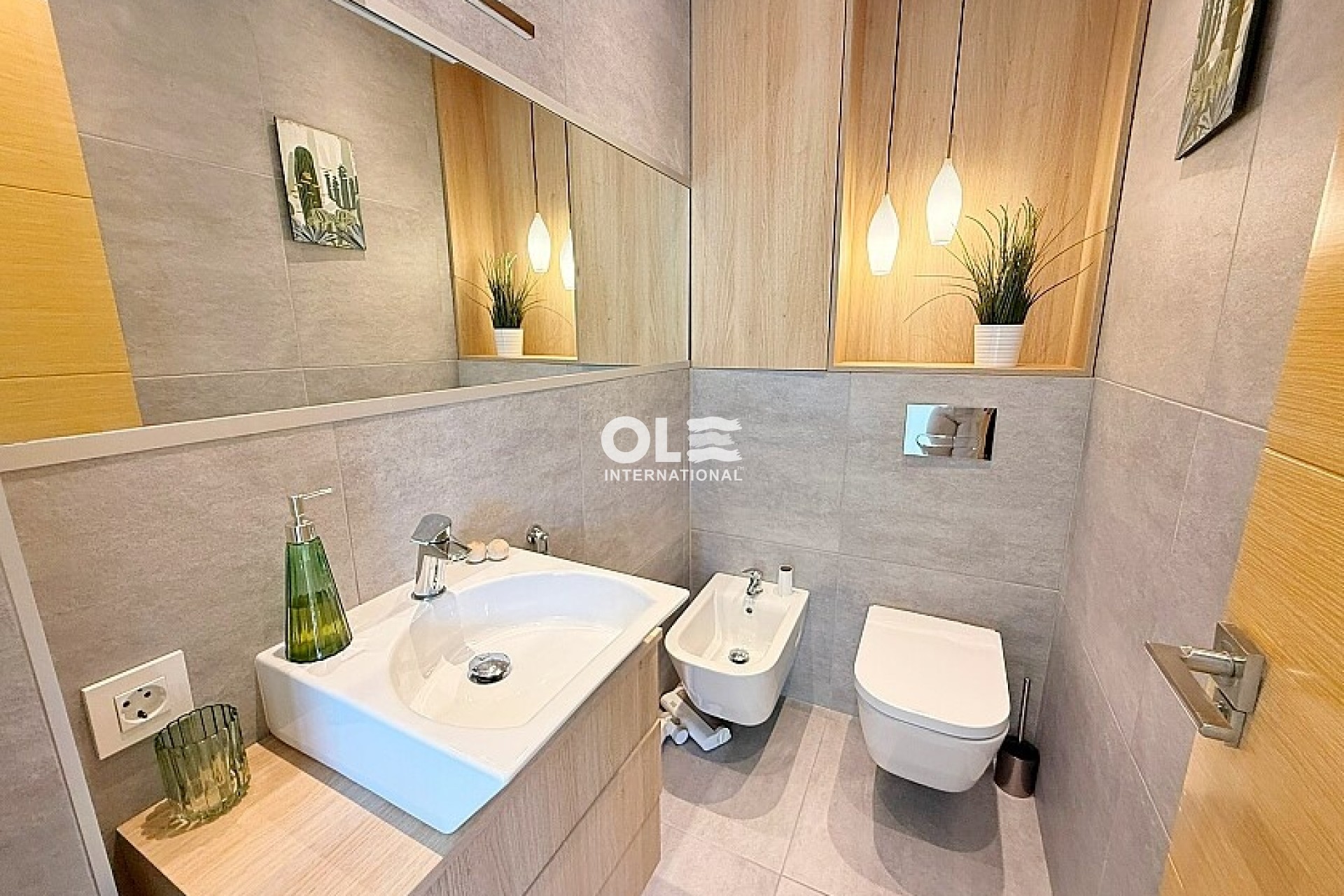 Resale - Villa - Orihuela Costa - La Zenia
