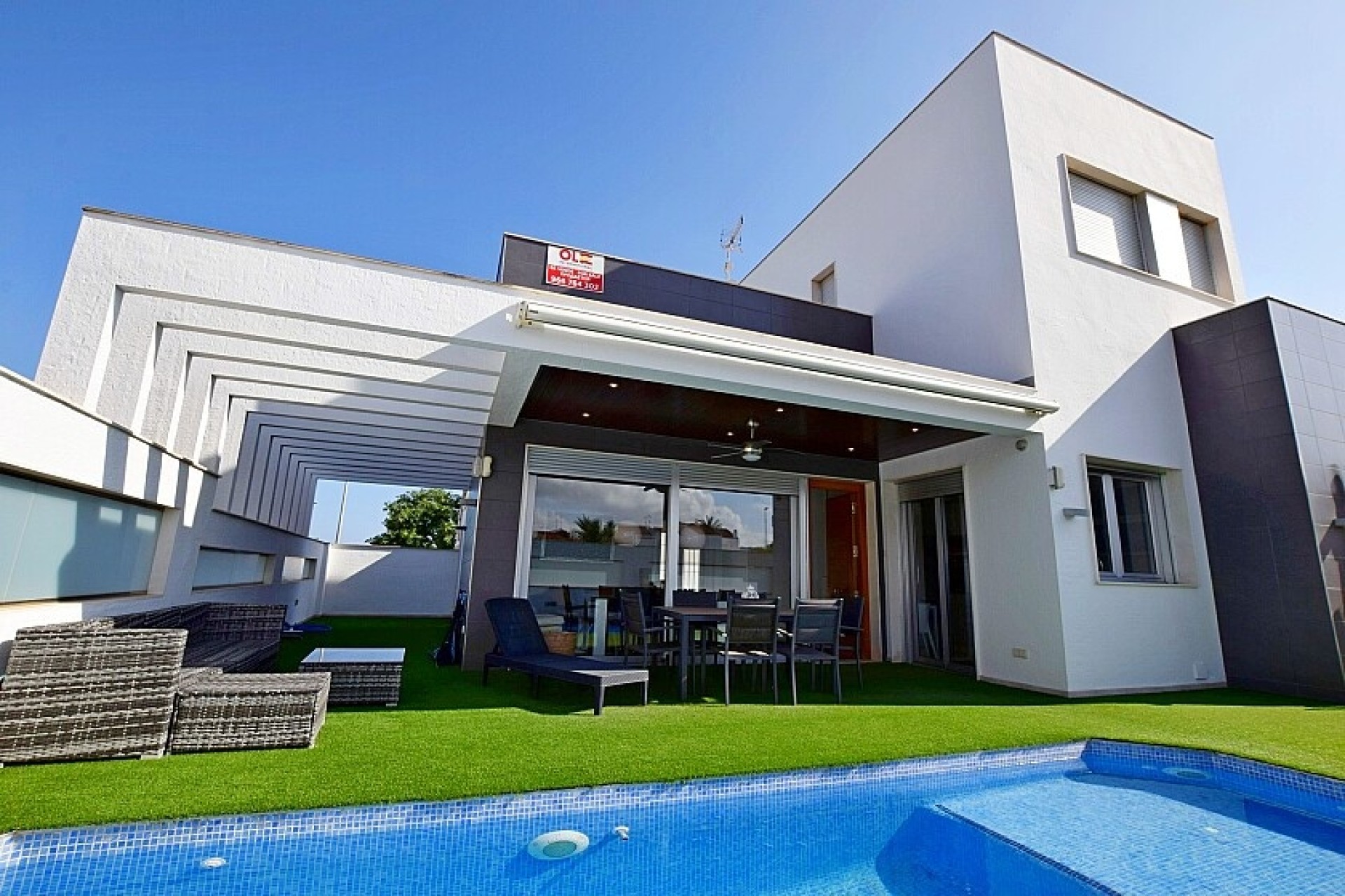 Resale - Villa - Orihuela Costa - Mil Palmeras