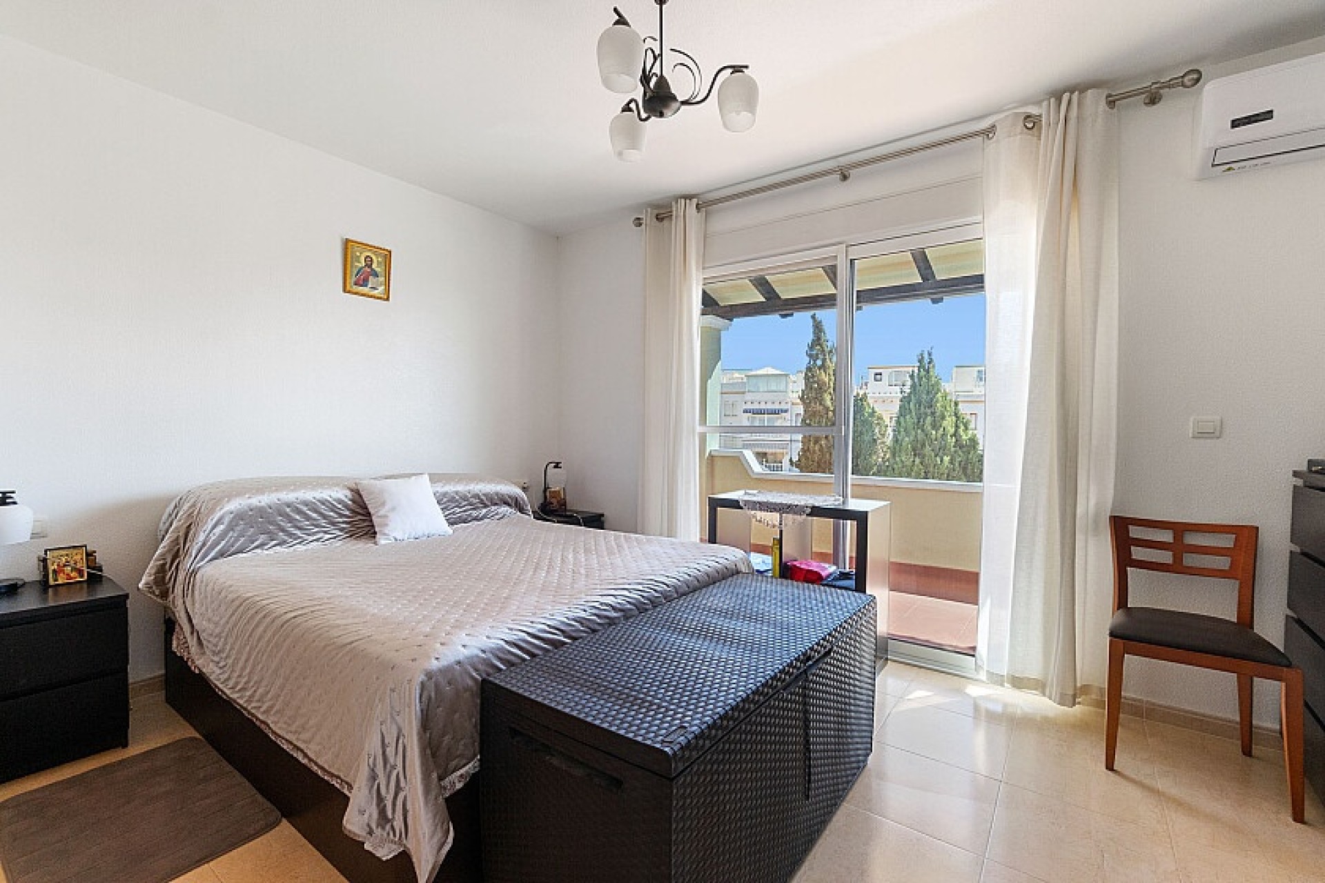 Resale - Villa - Orihuela Costa - Villamartin area