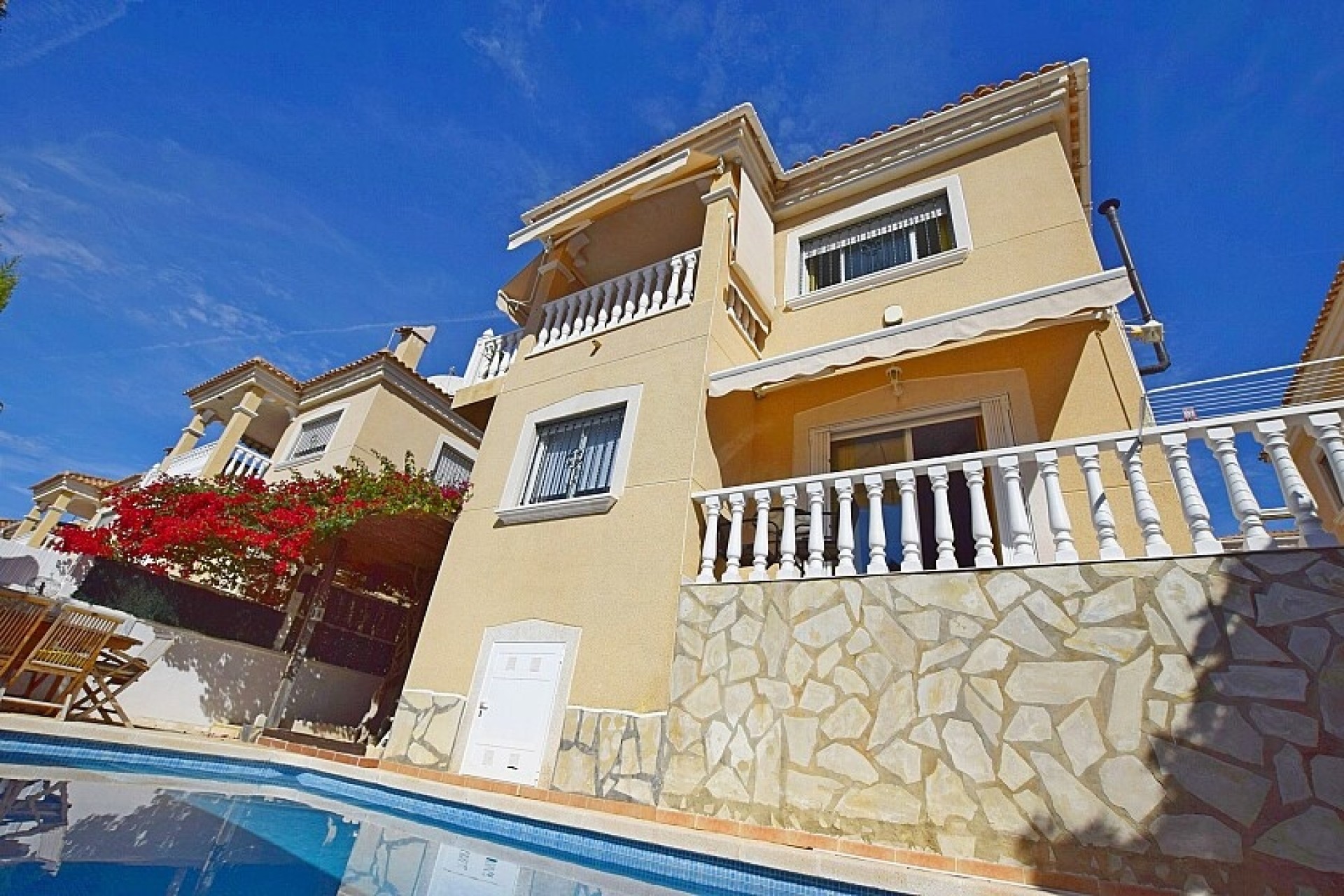Resale - Villa - Orihuela Costa - Villamartin area