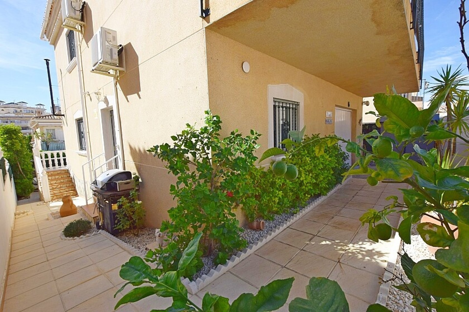 Resale - Villa - Orihuela Costa - Villamartin area