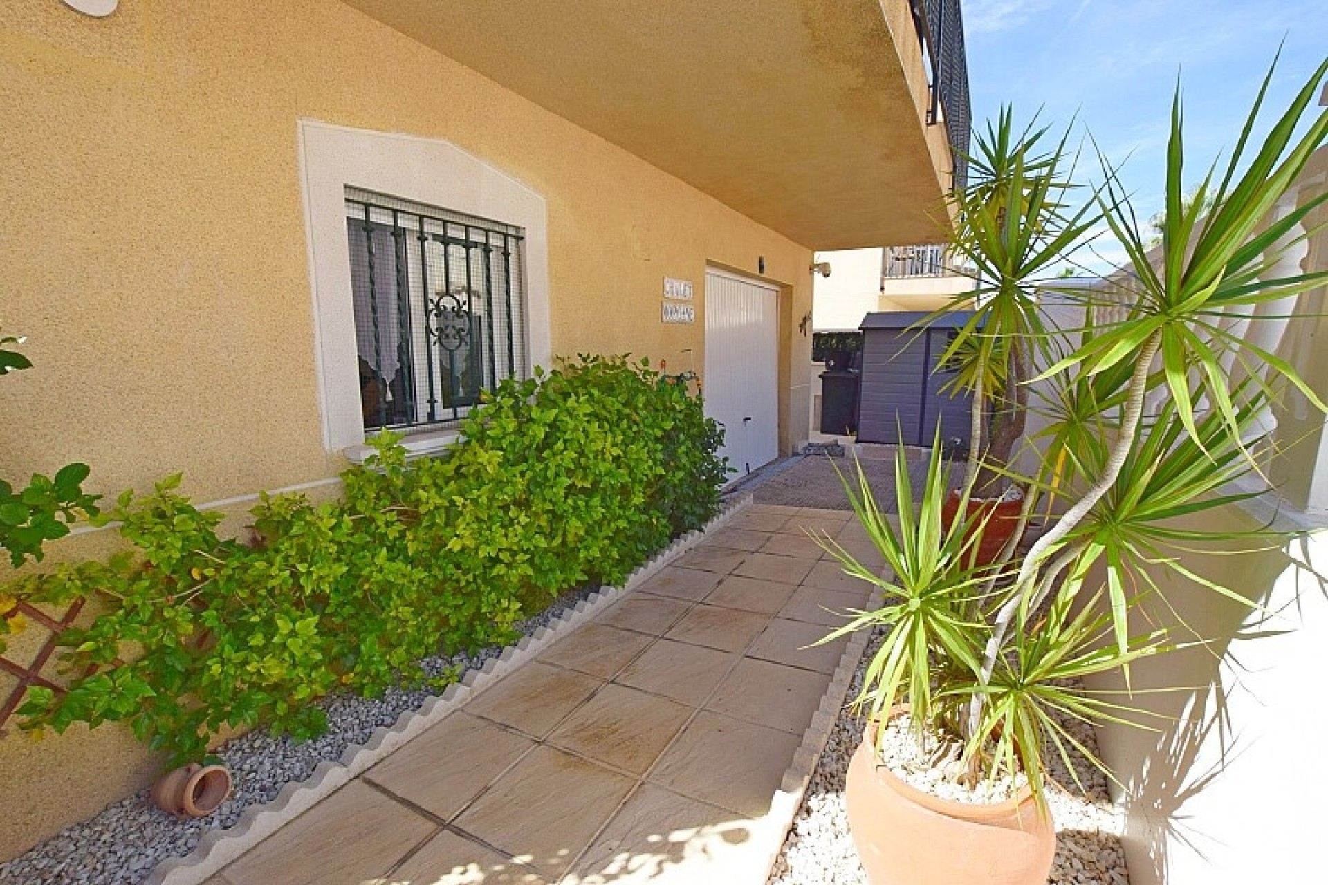 Resale - Villa - Orihuela Costa - Villamartin area