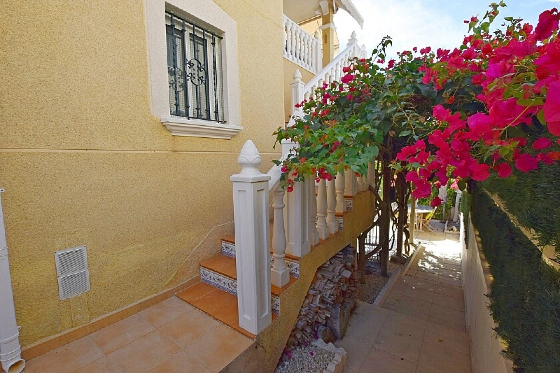 Resale - Villa - Orihuela Costa - Villamartin area