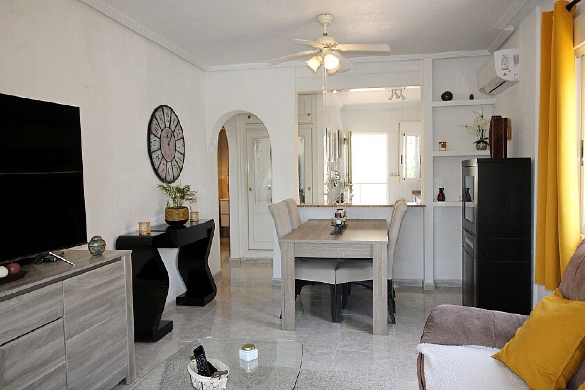 Resale - Villa - Orihuela Costa - Villamartin area