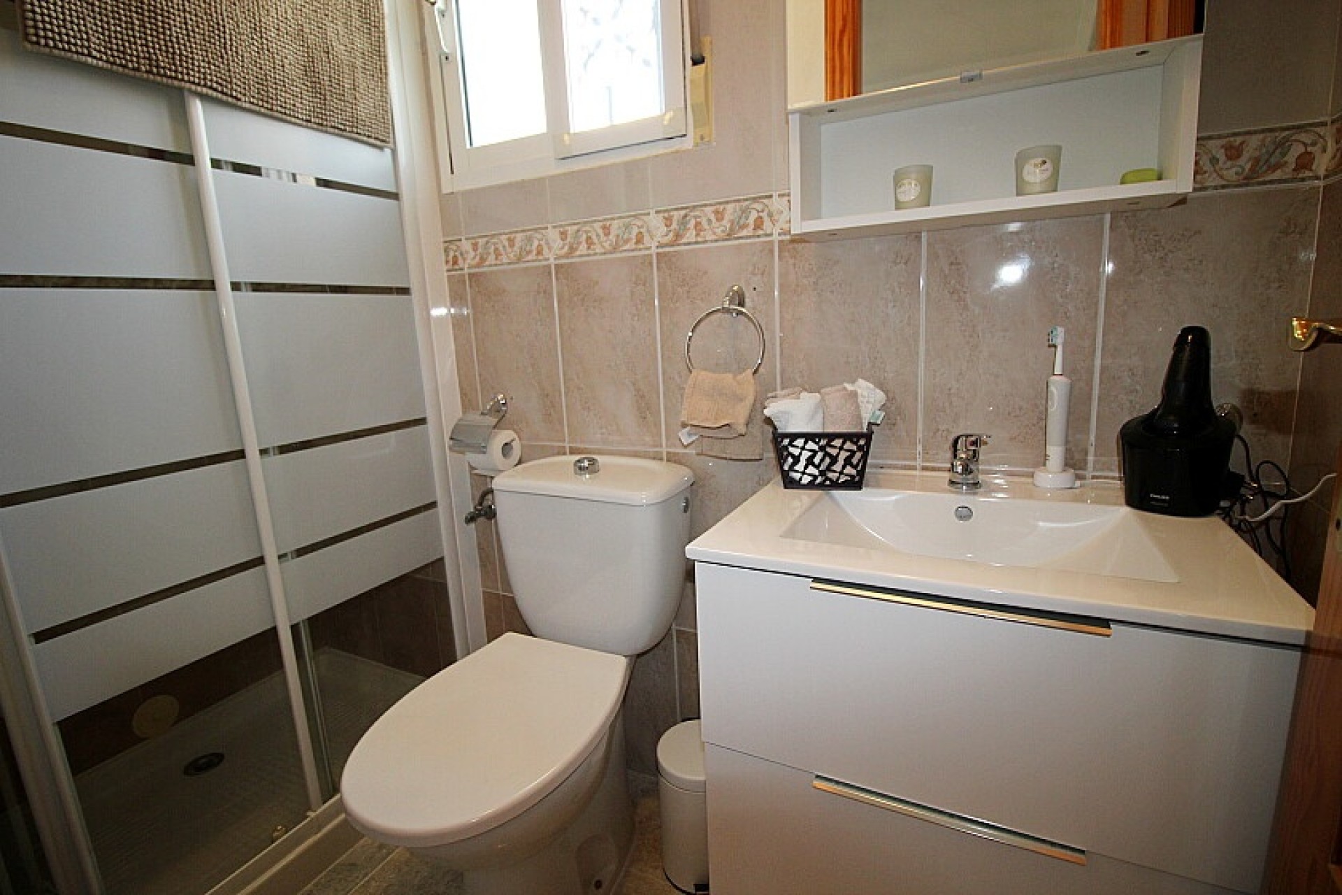 Resale - Villa - Orihuela Costa - Villamartin area