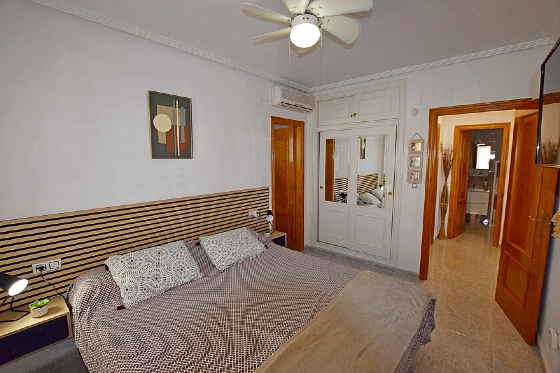 Resale - Villa - Orihuela Costa - Villamartin area