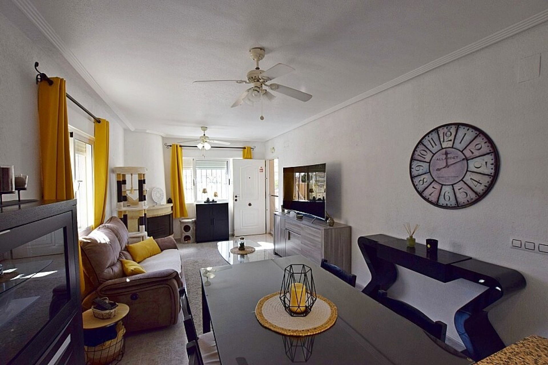 Resale - Villa - Orihuela Costa - Villamartin area