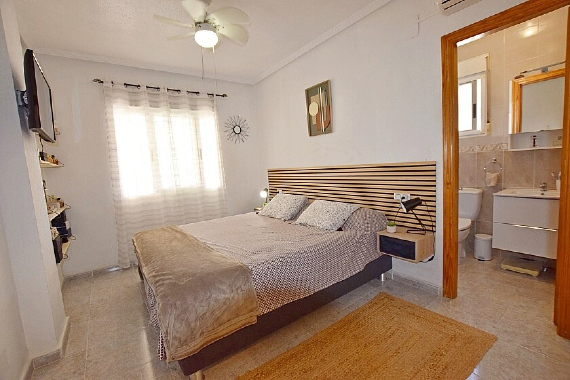 Resale - Villa - Orihuela Costa - Villamartin area